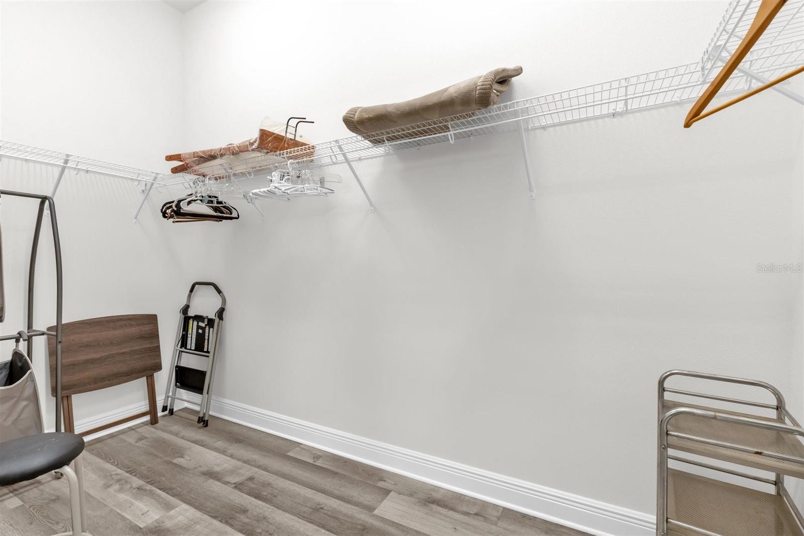 Image 30 of 52 For 6957 Minchew Circle