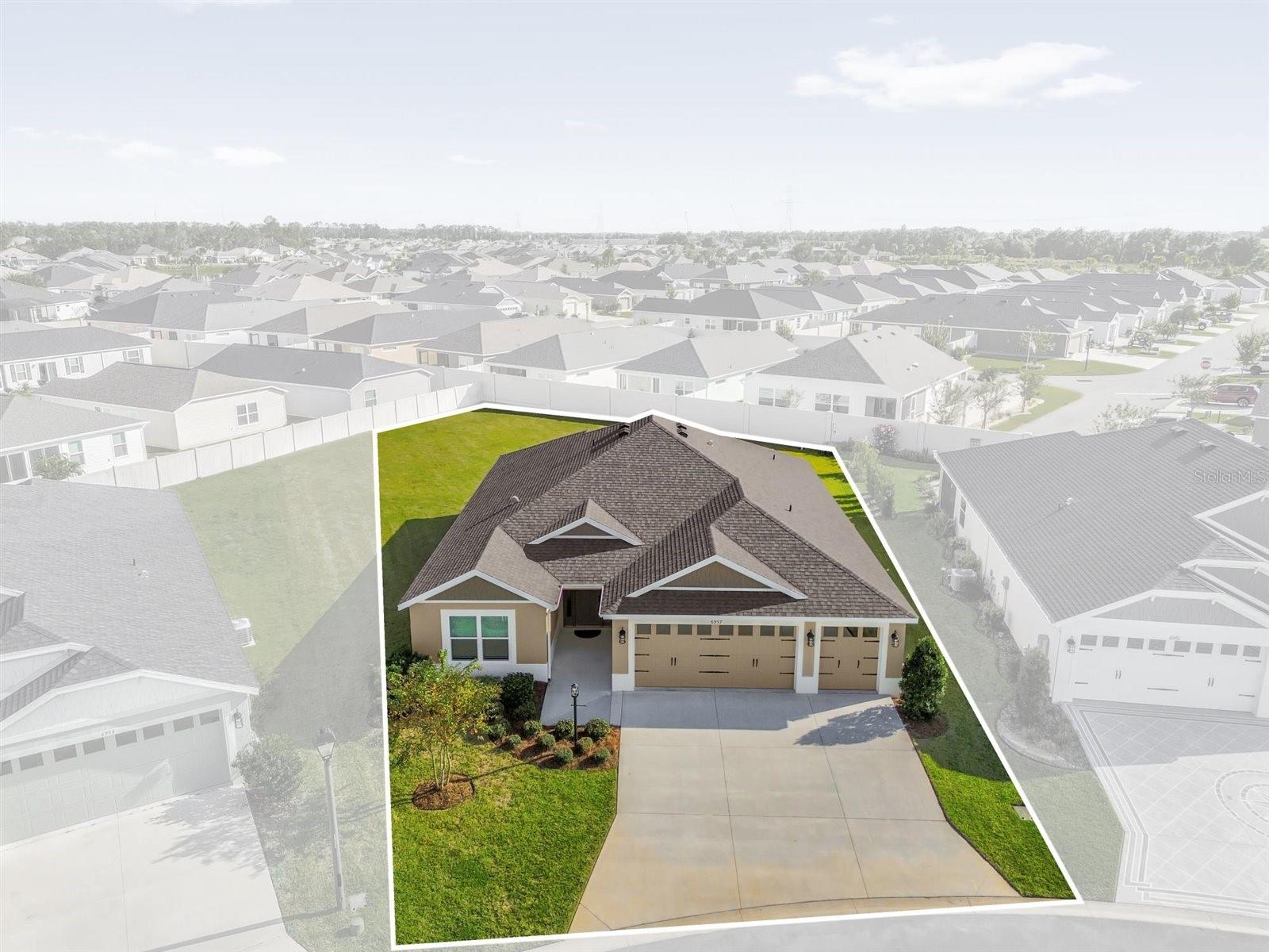 Image 34 of 52 For 6957 Minchew Circle