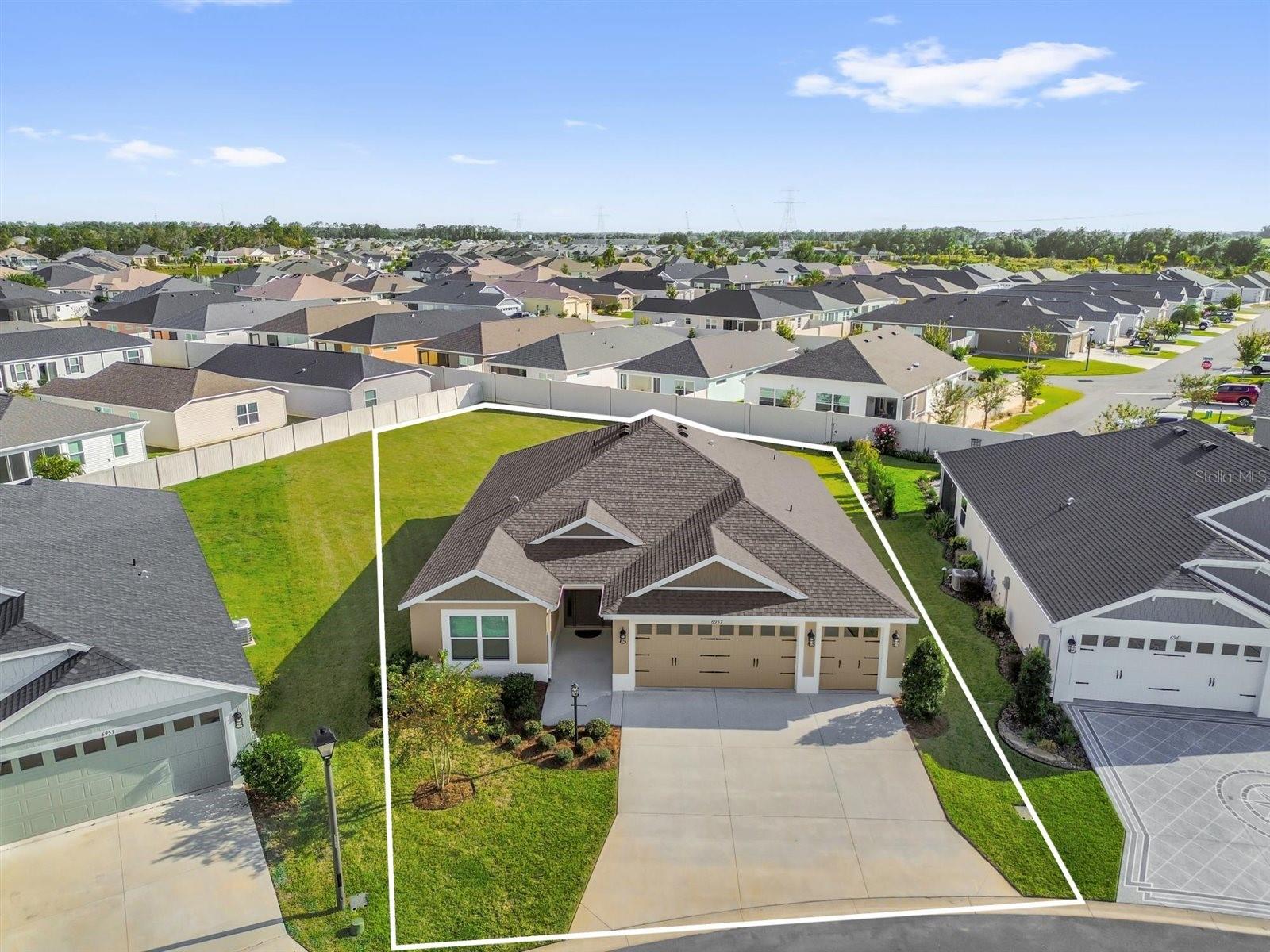 Image 35 of 52 For 6957 Minchew Circle