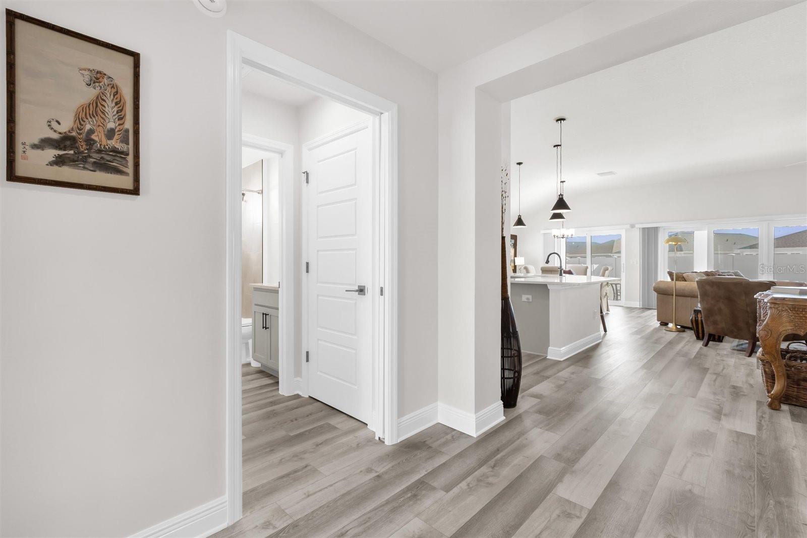 Image 7 of 52 For 6957 Minchew Circle