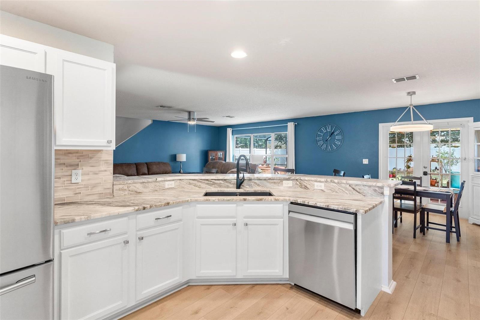 Image 16 of 47 For 5024 Ballark Street