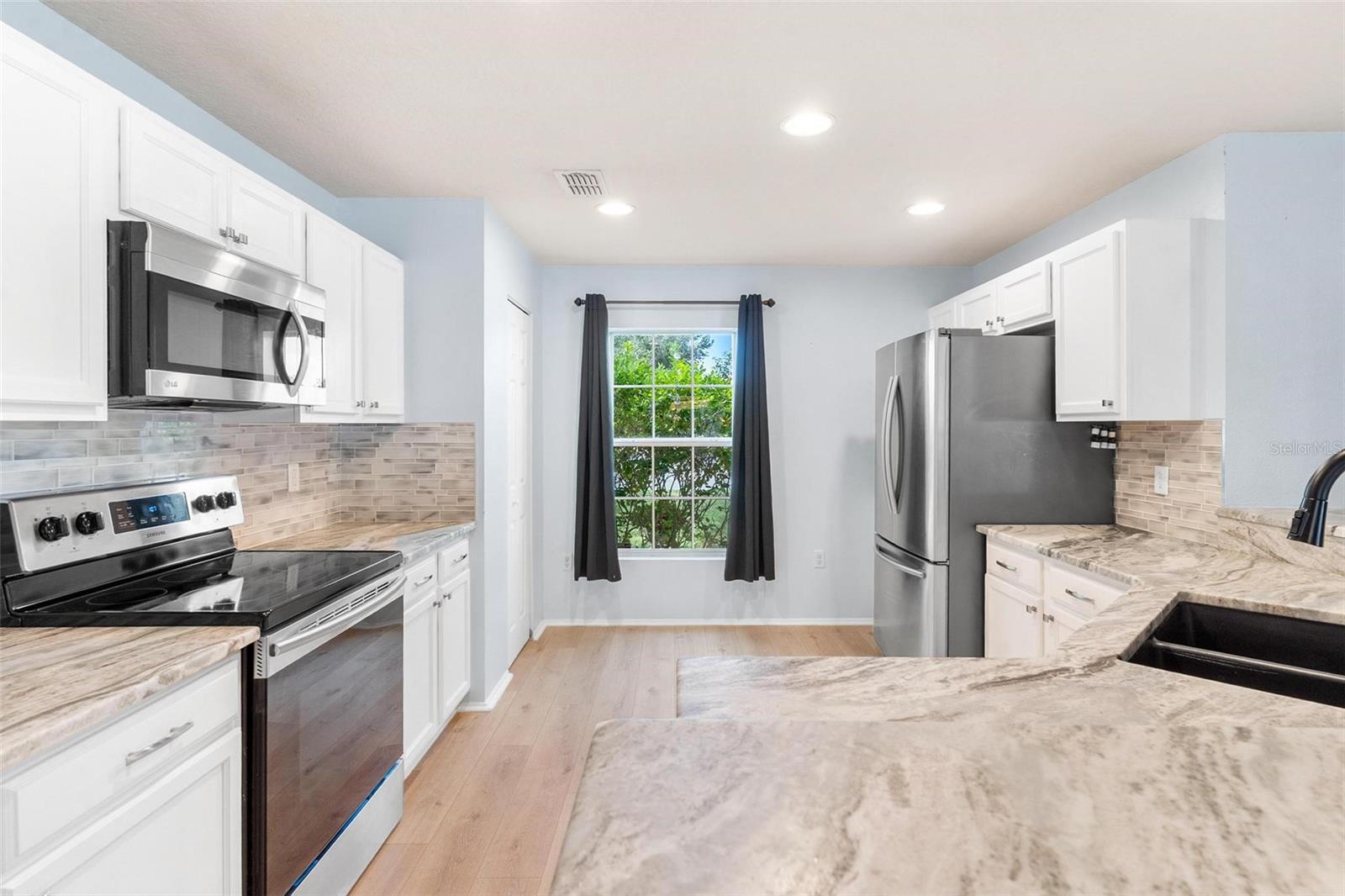 Image 3 of 47 For 5024 Ballark Street