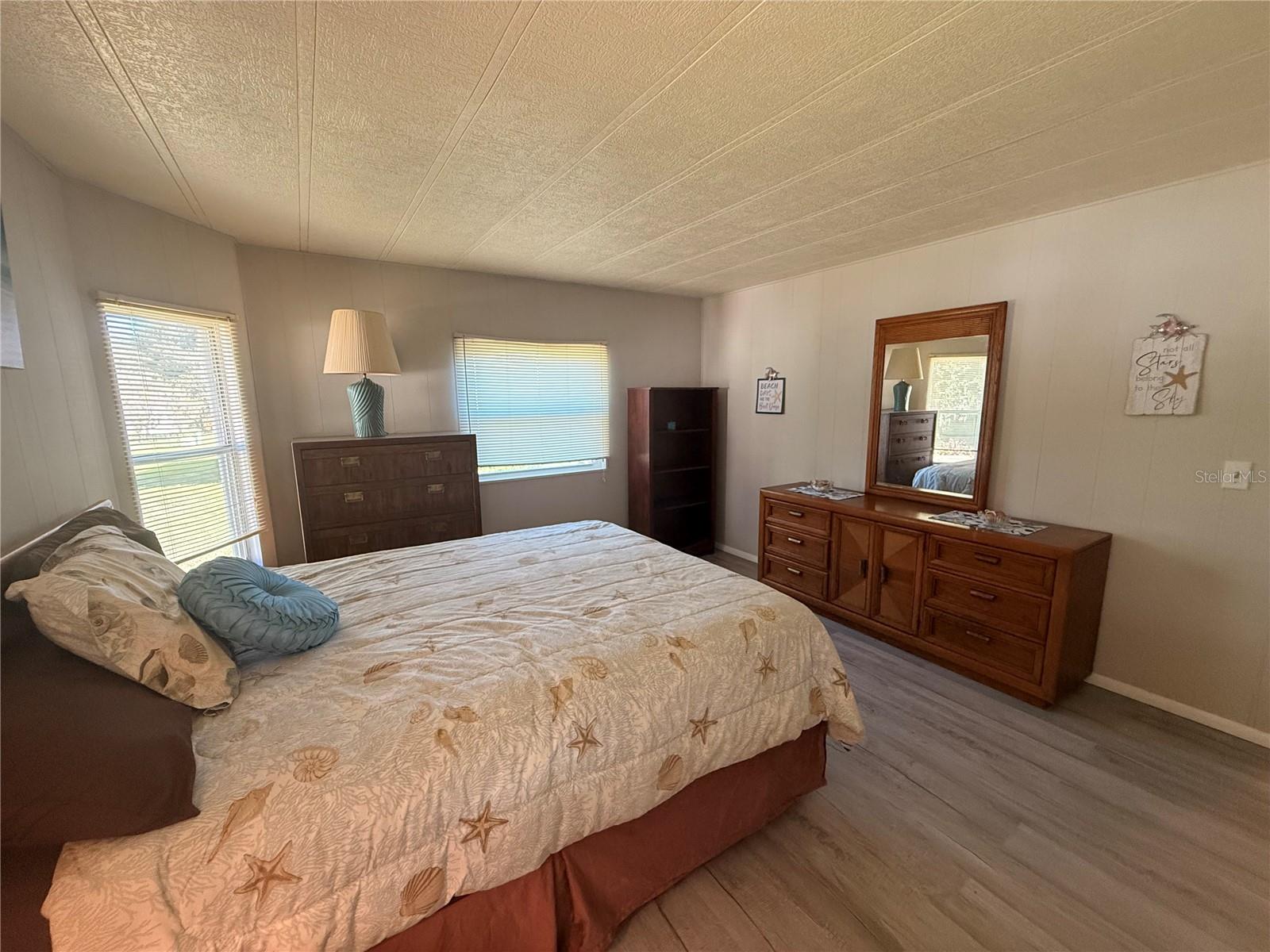 Image 13 of 19 For 27 Bobwhite Road