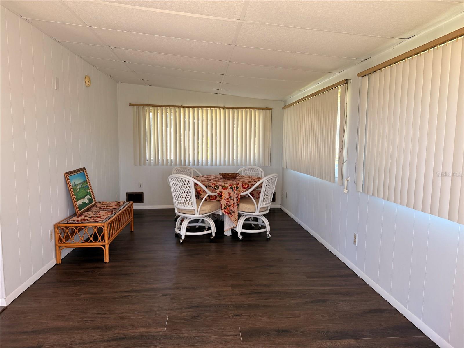 Image 7 of 19 For 27 Bobwhite Road