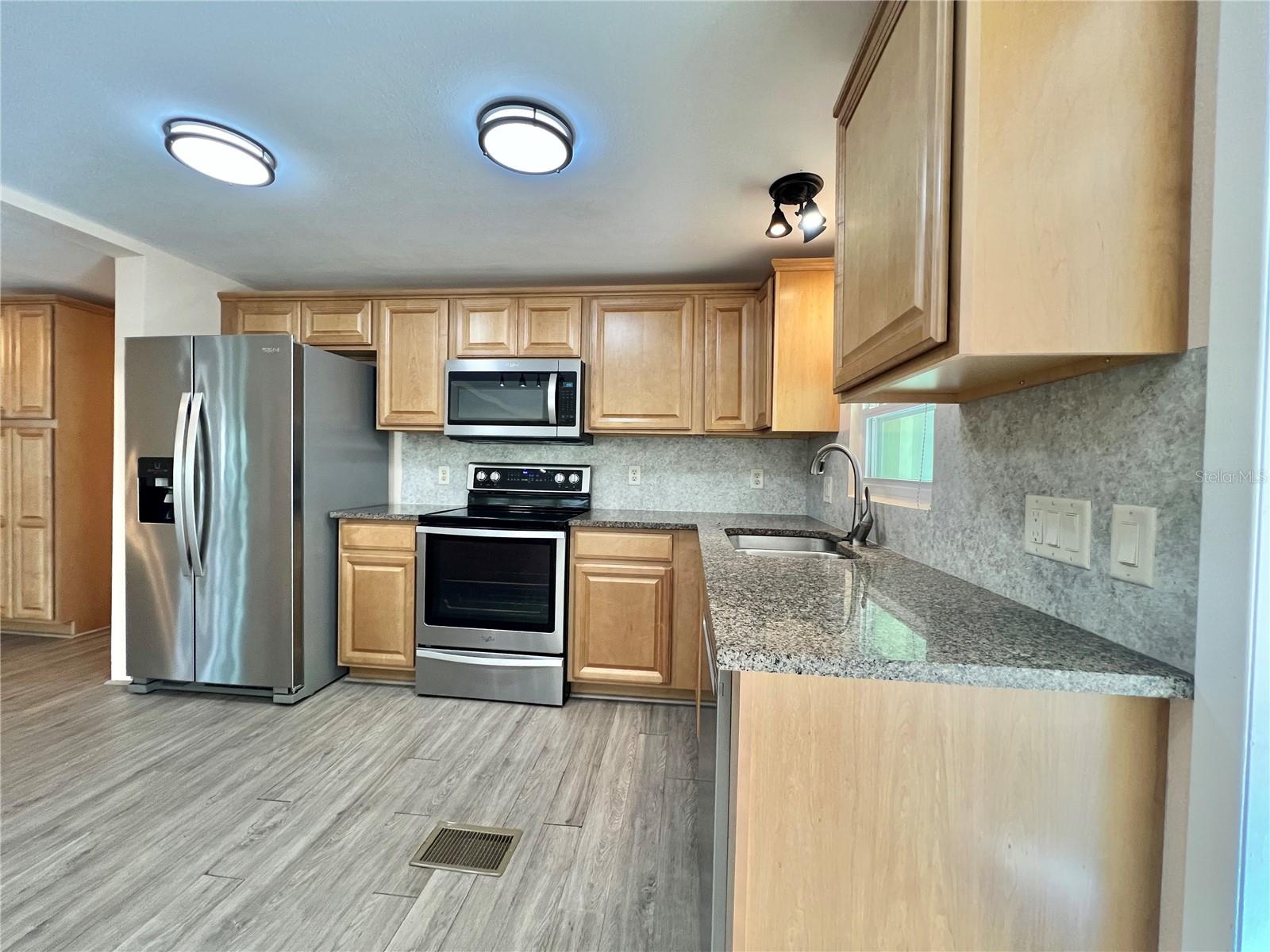 Image 19 of 92 For 176 Azalea Trail