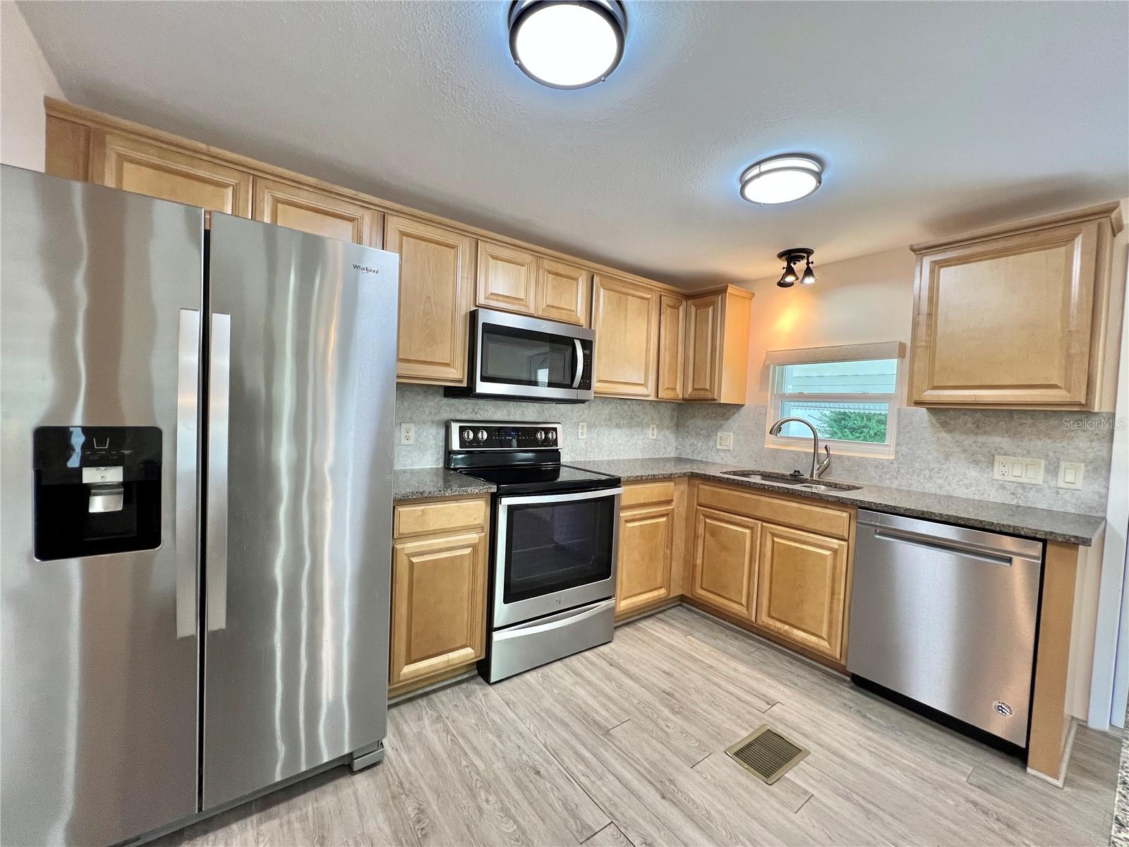 Image 22 of 92 For 176 Azalea Trail