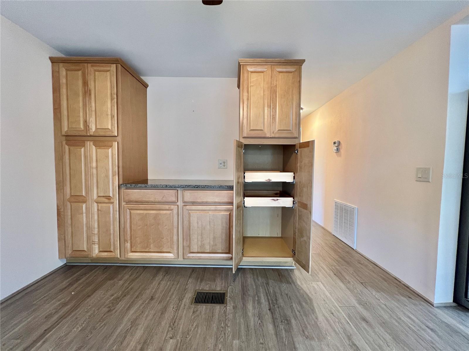 Image 31 of 92 For 176 Azalea Trail