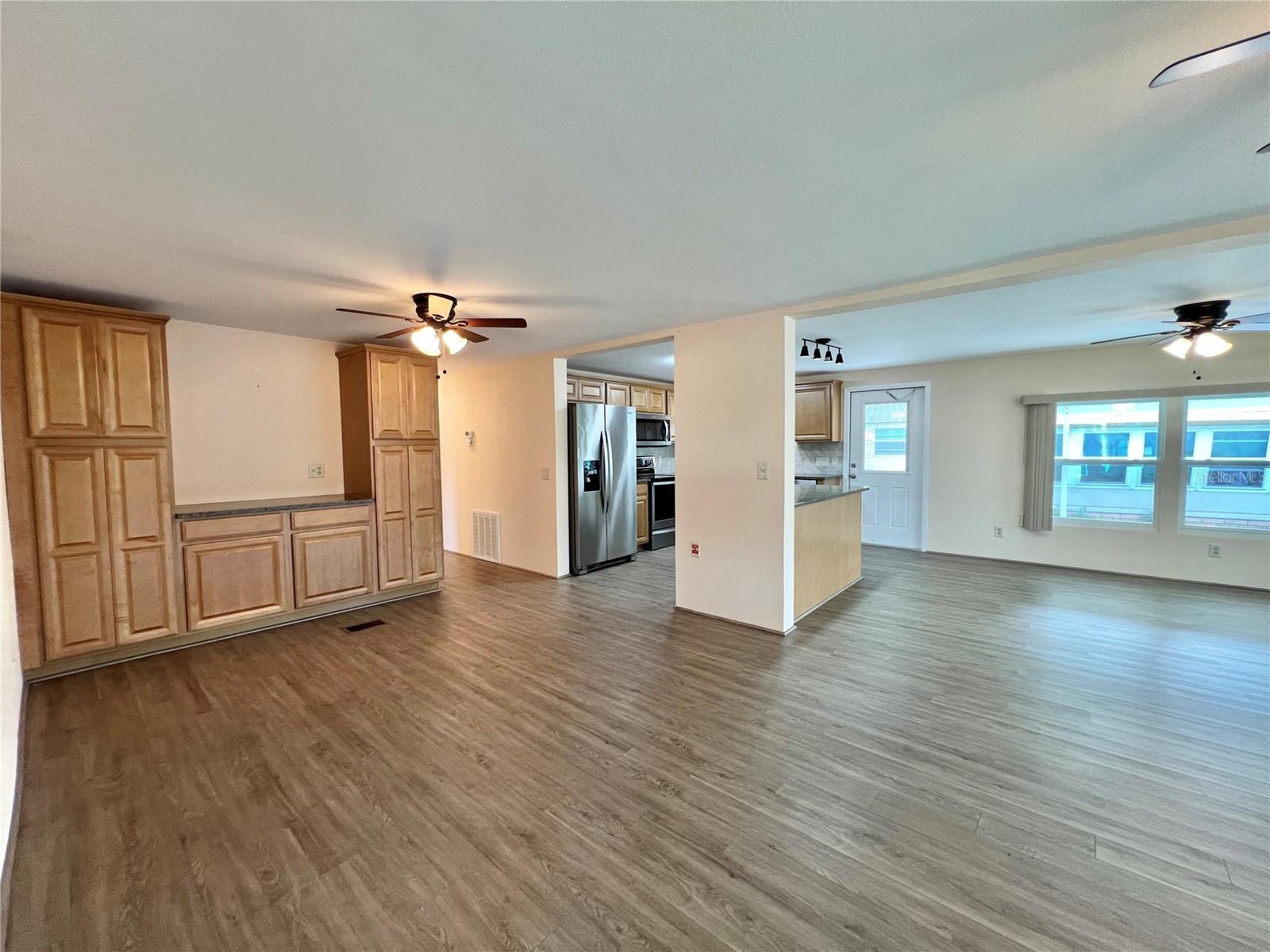 Image 33 of 92 For 176 Azalea Trail