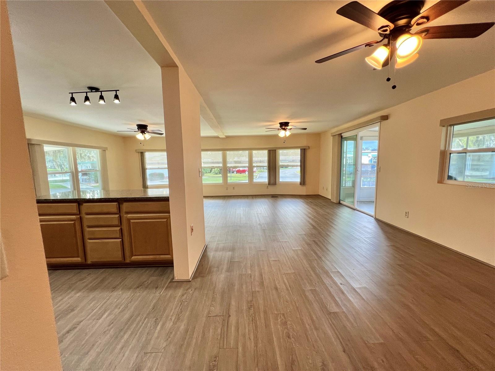 Image 34 of 92 For 176 Azalea Trail