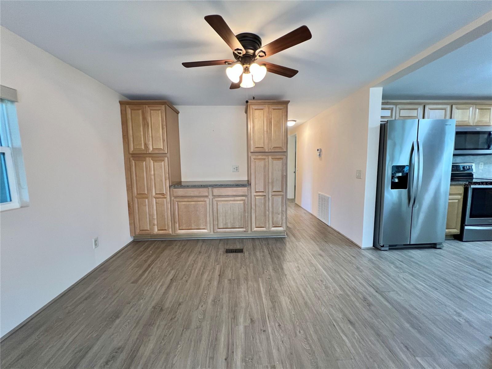 Image 4 of 92 For 176 Azalea Trail