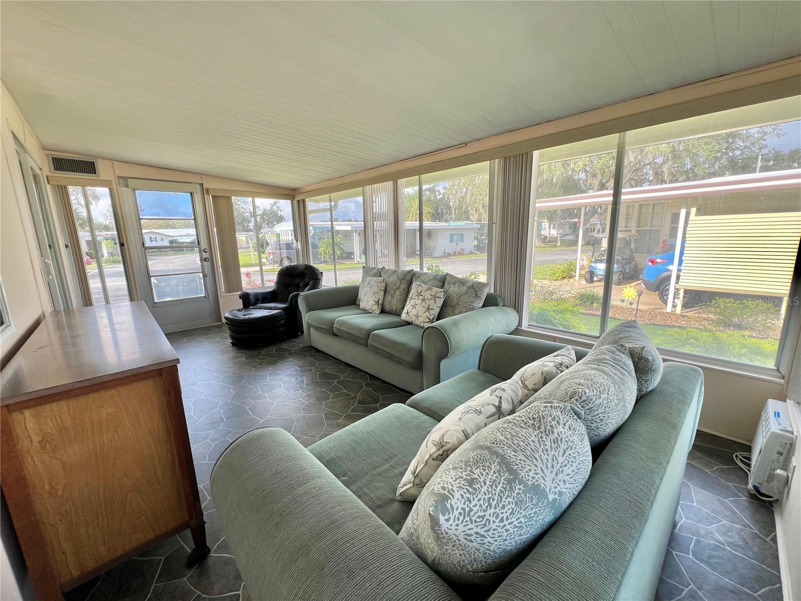 Image 41 of 92 For 176 Azalea Trail