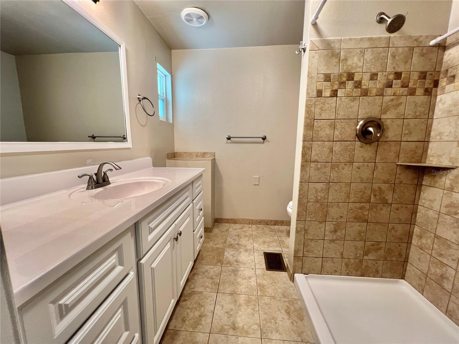 Image 57 of 92 For 176 Azalea Trail