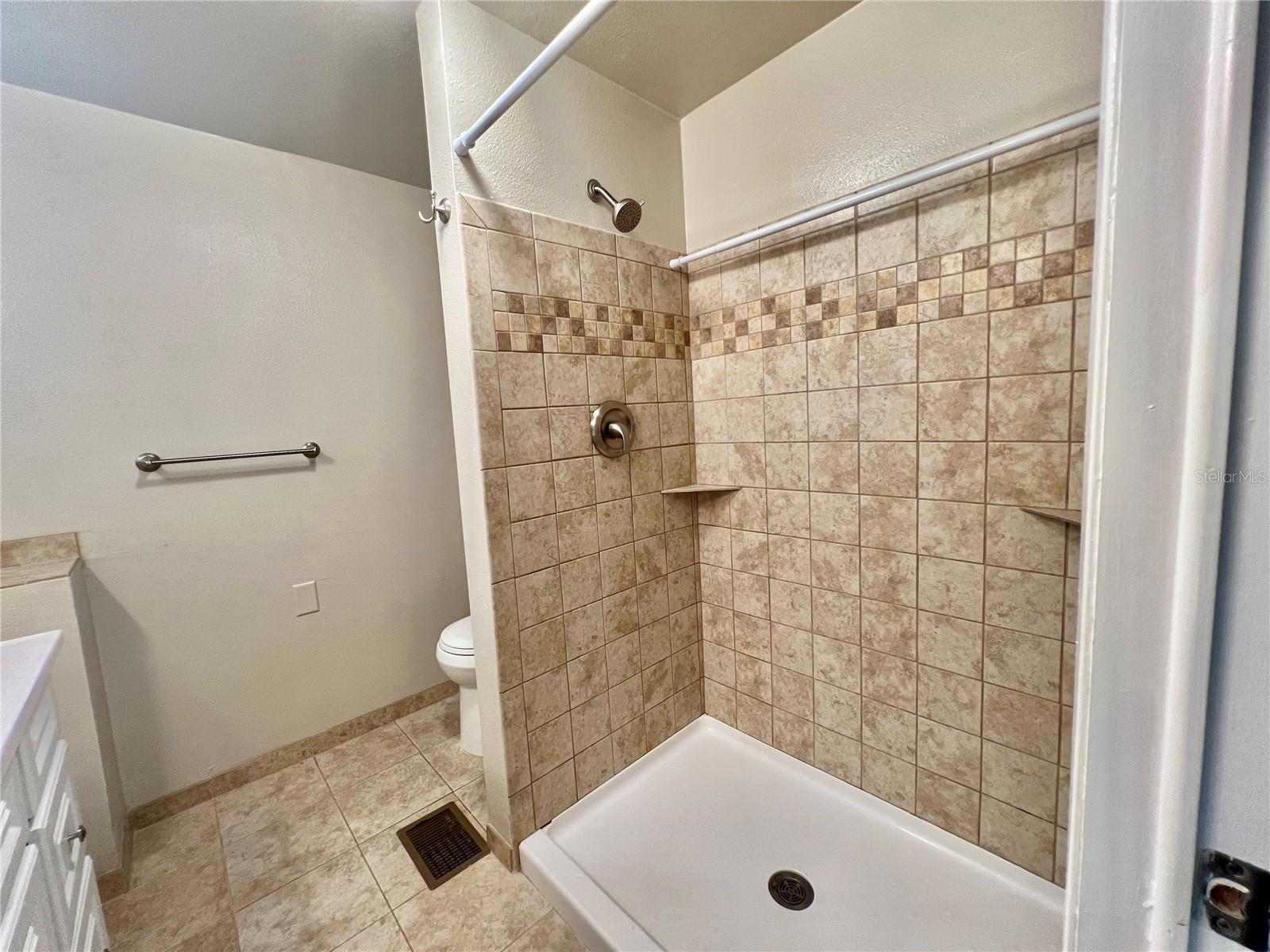 Image 59 of 92 For 176 Azalea Trail