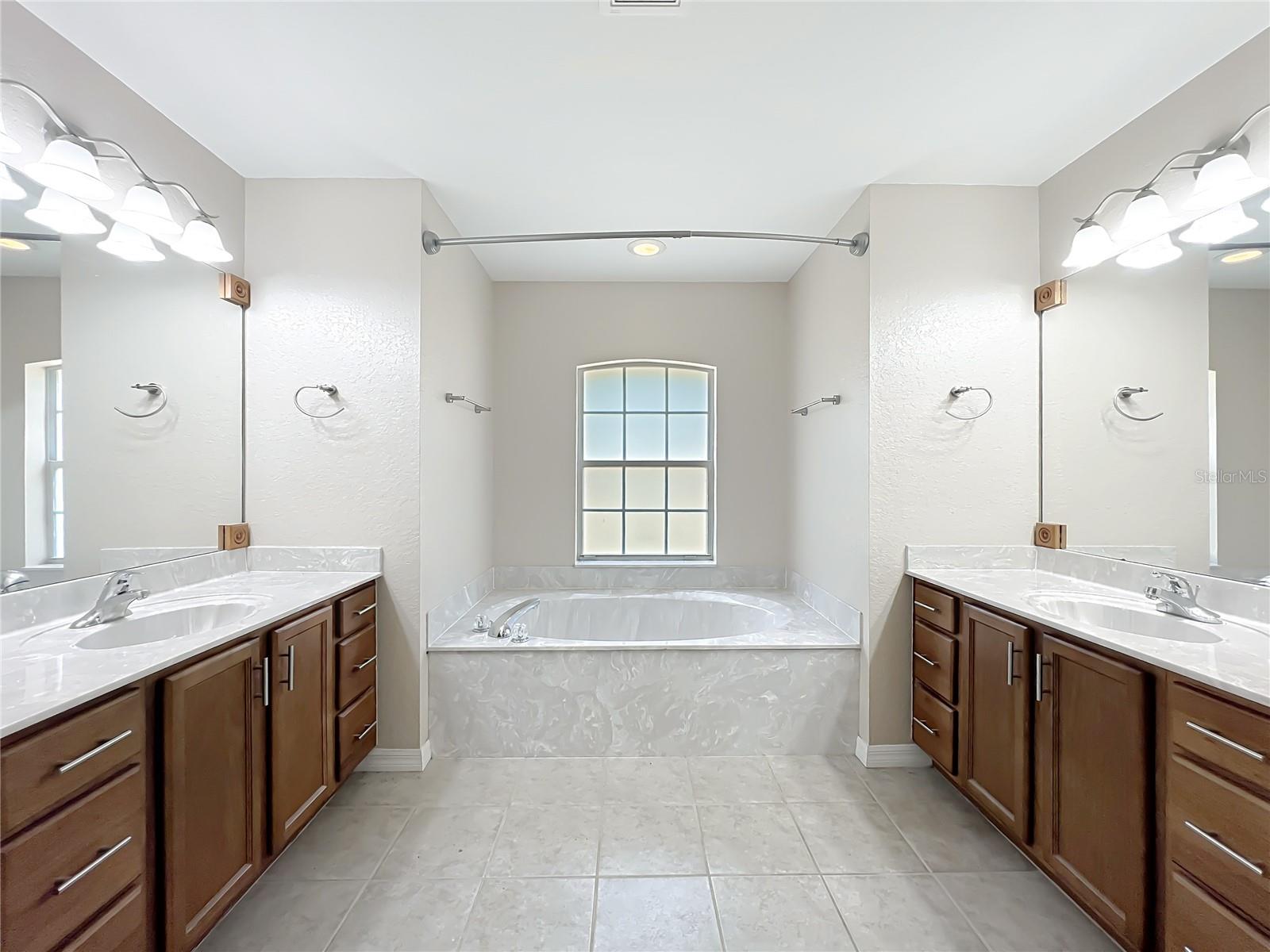 Image 64 of 88 For 4981 110th Street Ne