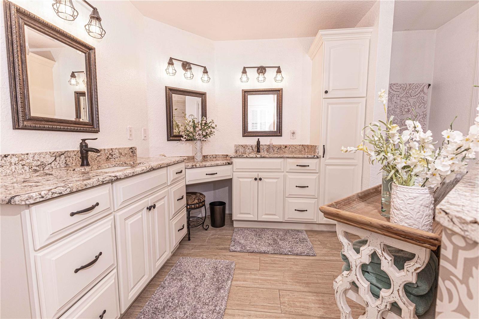 Image 17 of 42 For 14725 36th Avenue