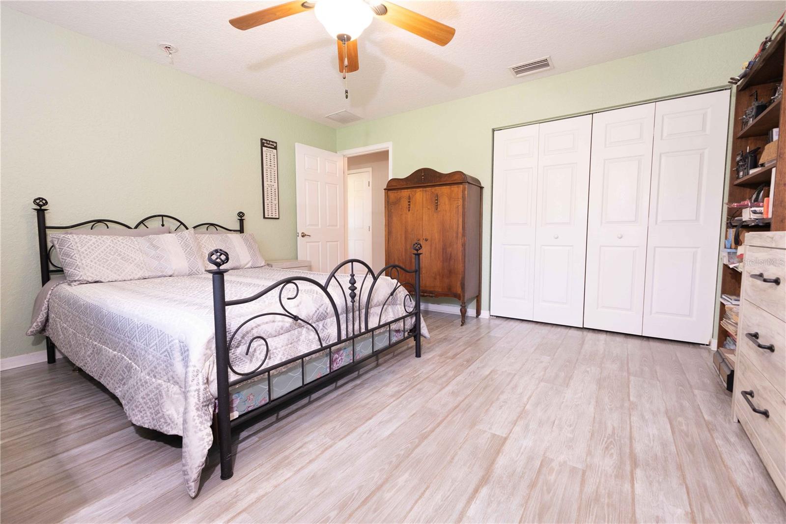 Image 20 of 42 For 14725 36th Avenue