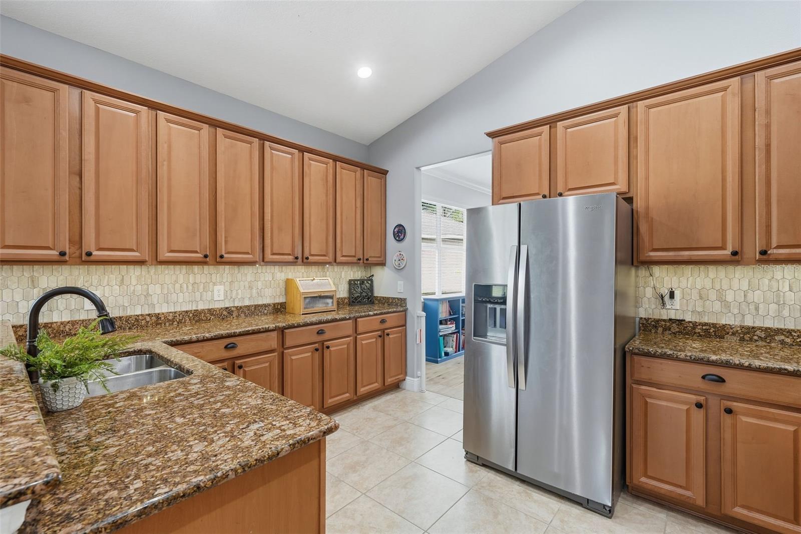 Image 13 of 54 For 4850 Royce Drive