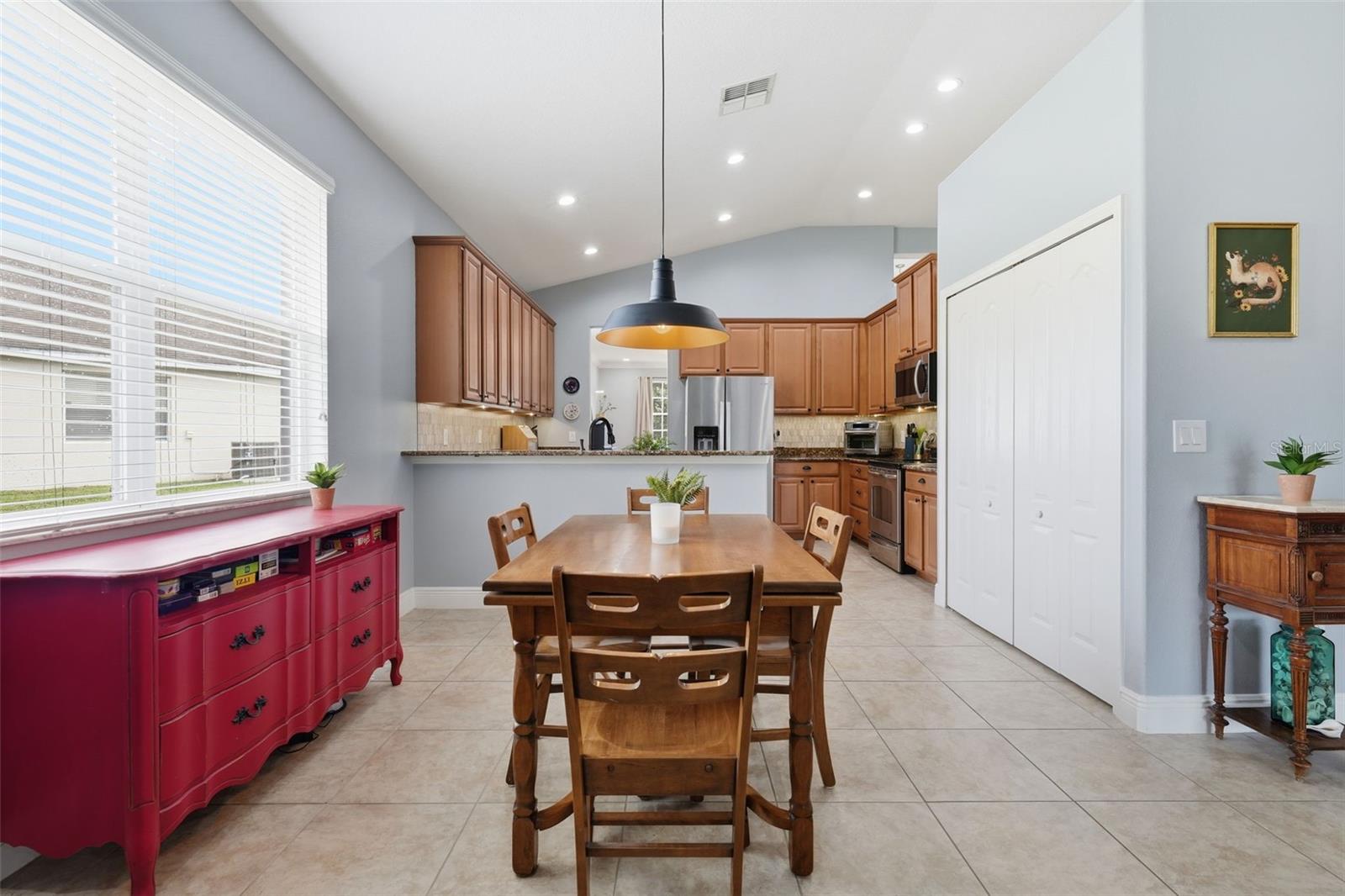 Image 15 of 54 For 4850 Royce Drive