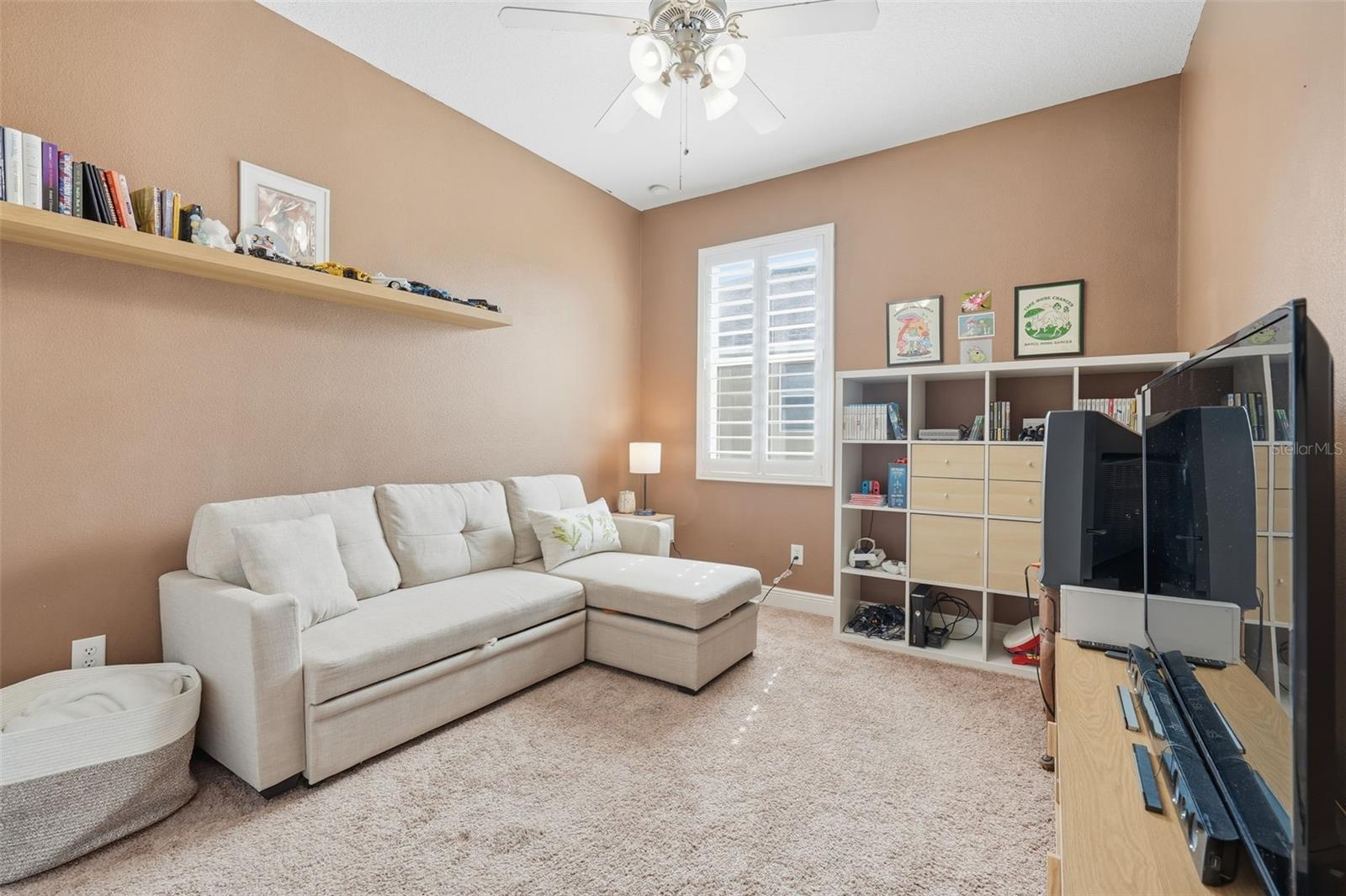 Image 34 of 54 For 4850 Royce Drive