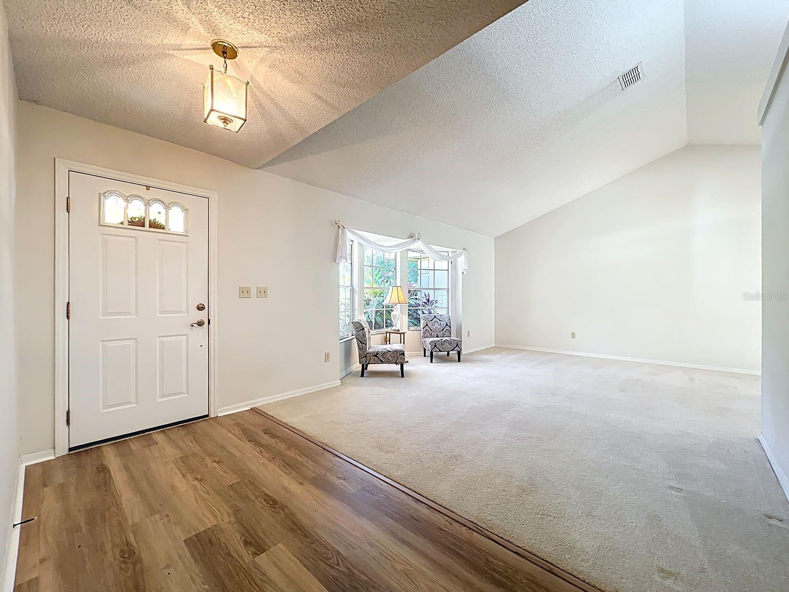 Image 3 of 29 For 10040 Silver Bluff Drive