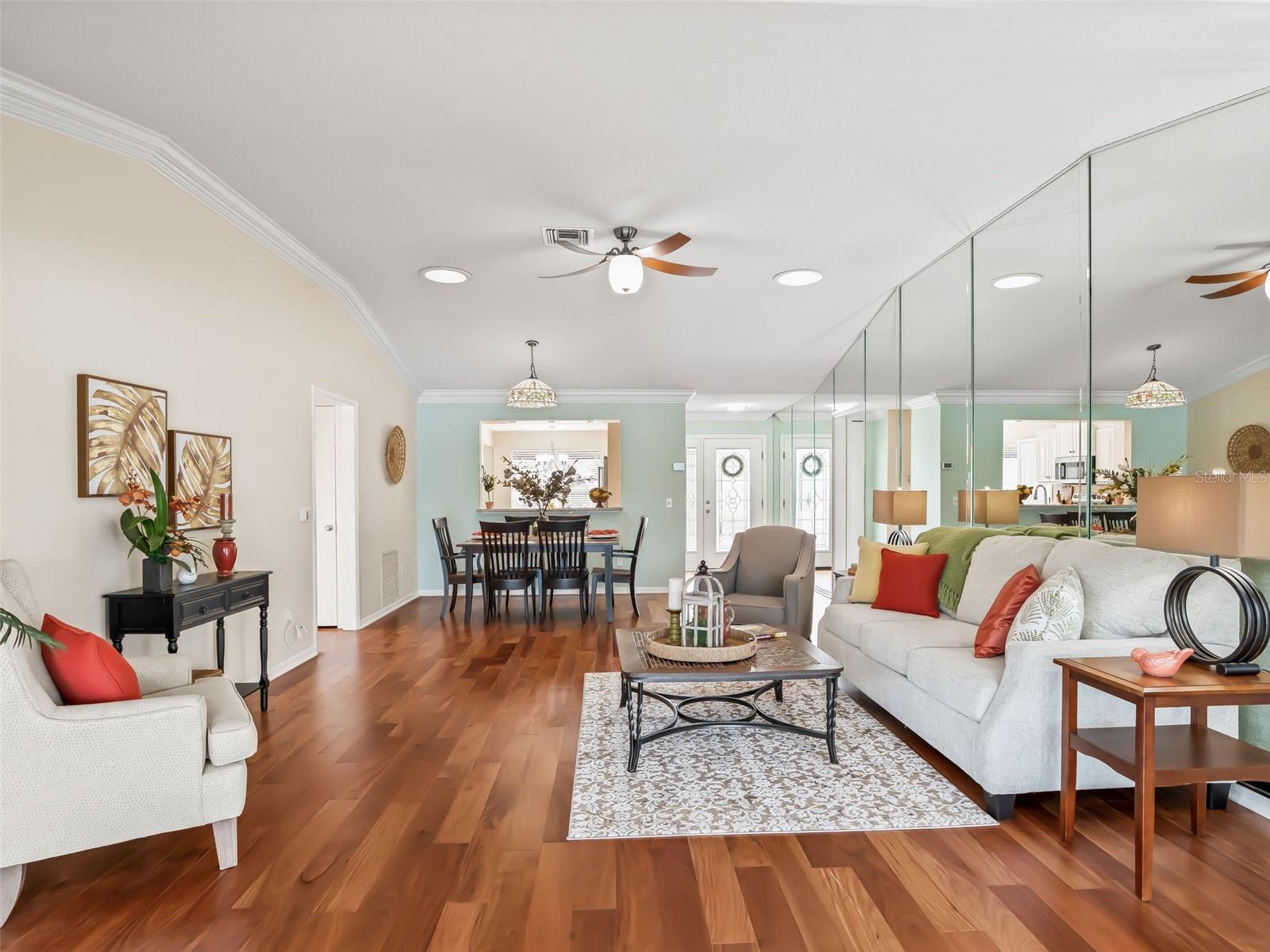 Image 18 of 51 For 1013 Del Rio Drive