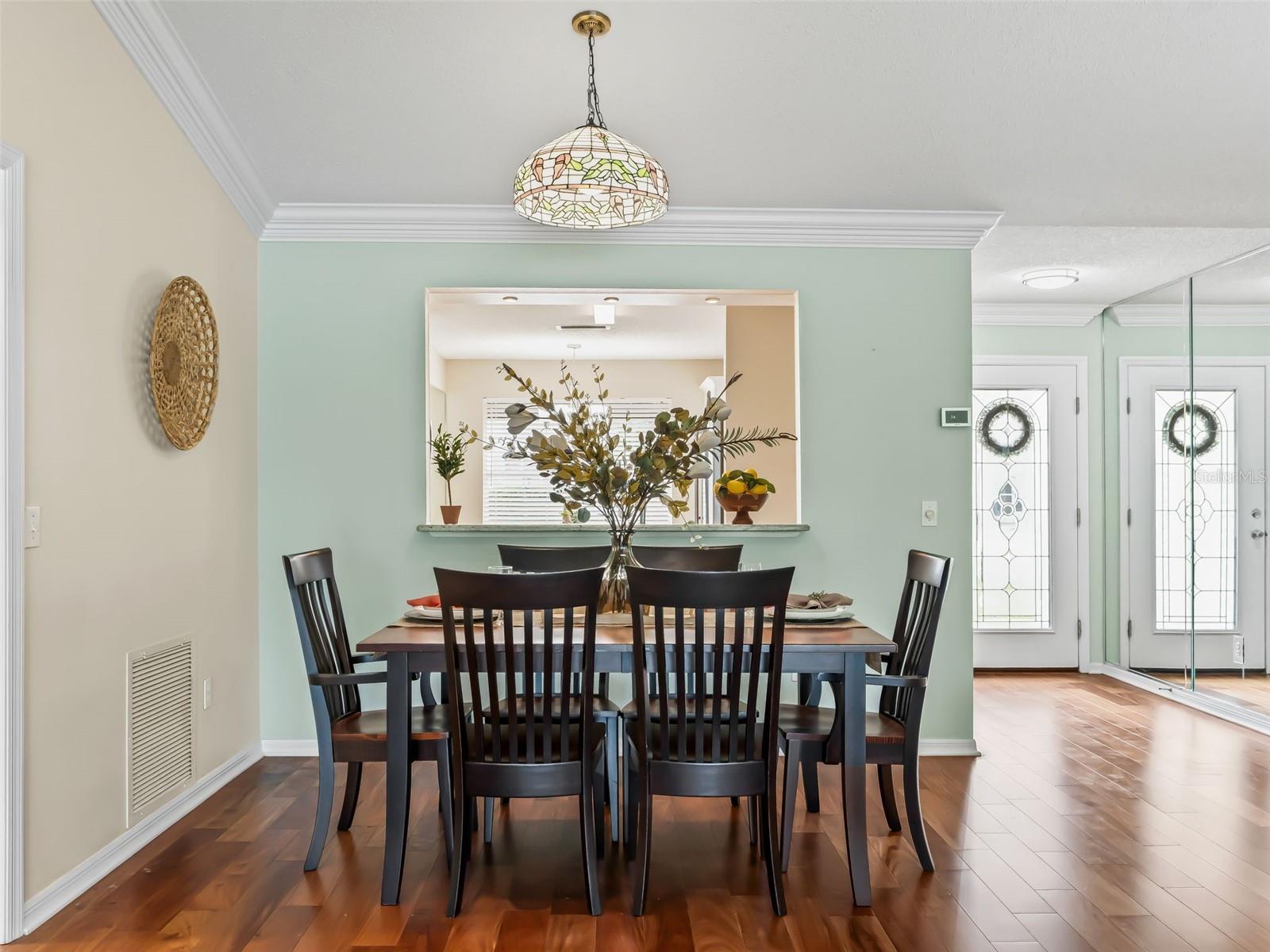 Image 21 of 51 For 1013 Del Rio Drive