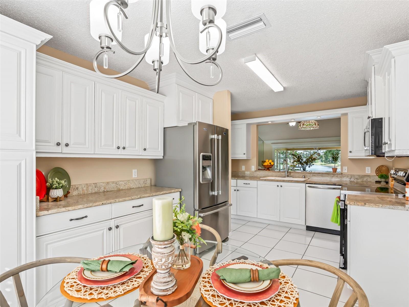 Image 25 of 51 For 1013 Del Rio Drive