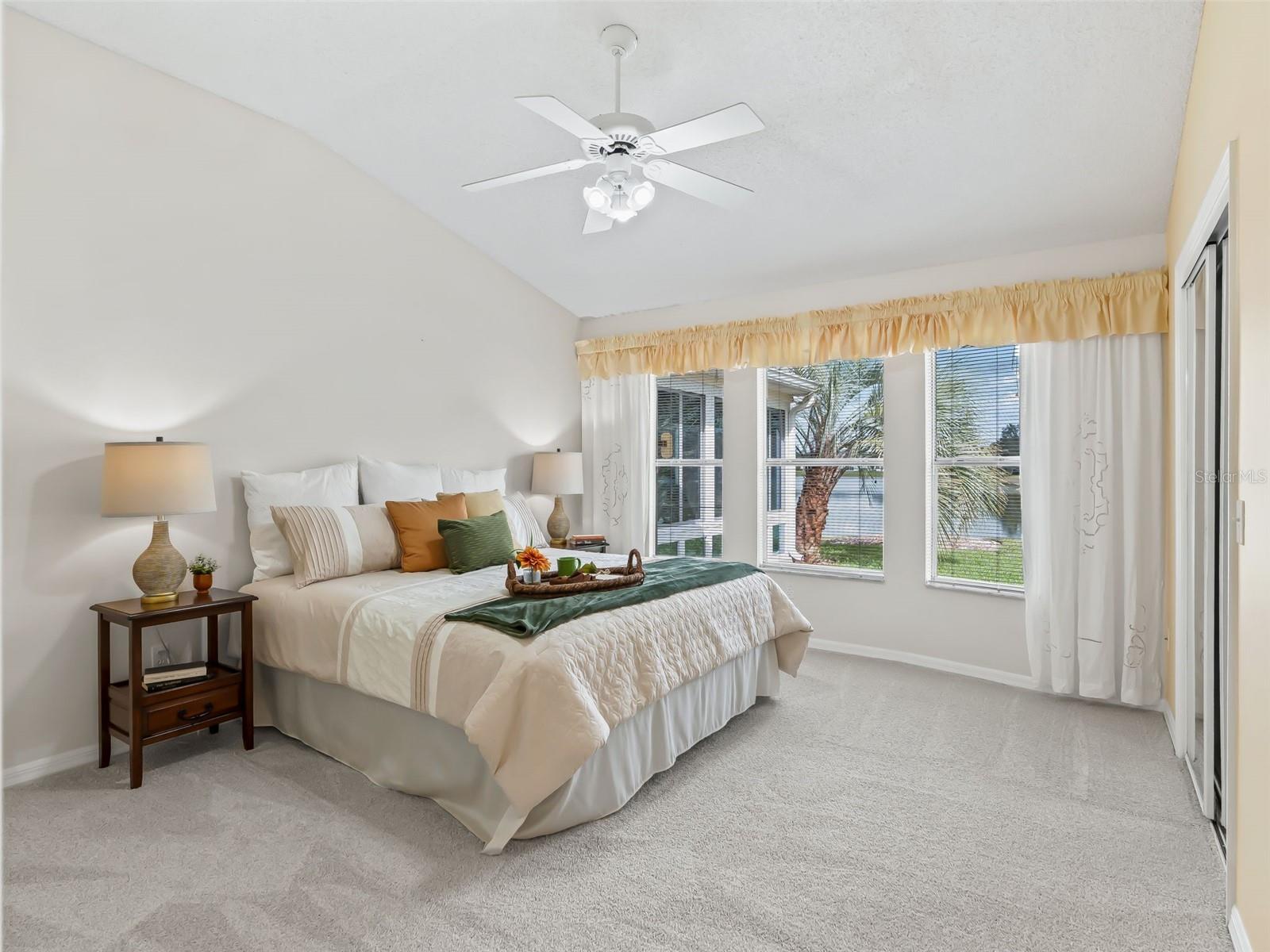 Image 30 of 51 For 1013 Del Rio Drive