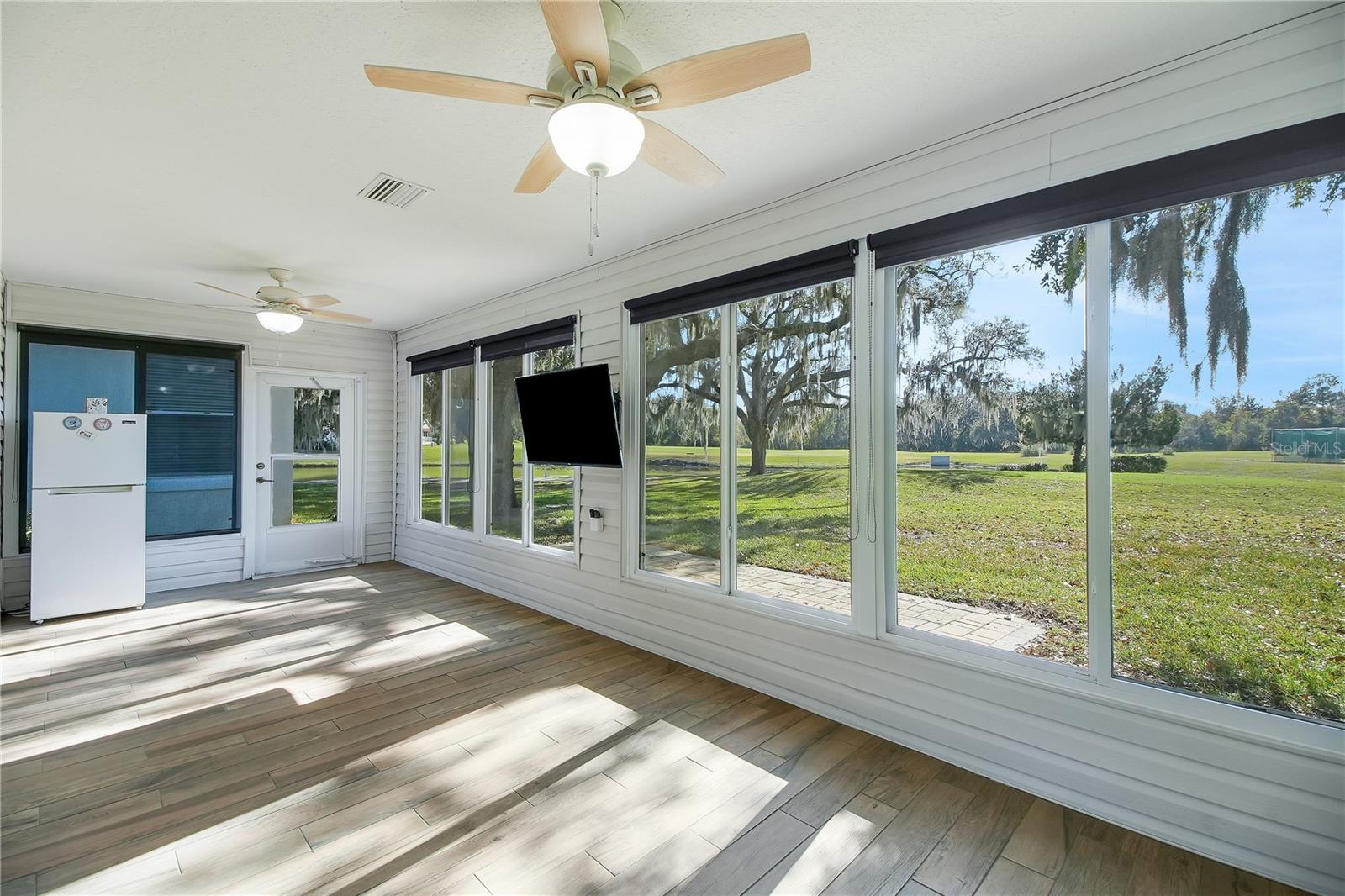 Image 16 of 57 For 548 Grand Vista Trail