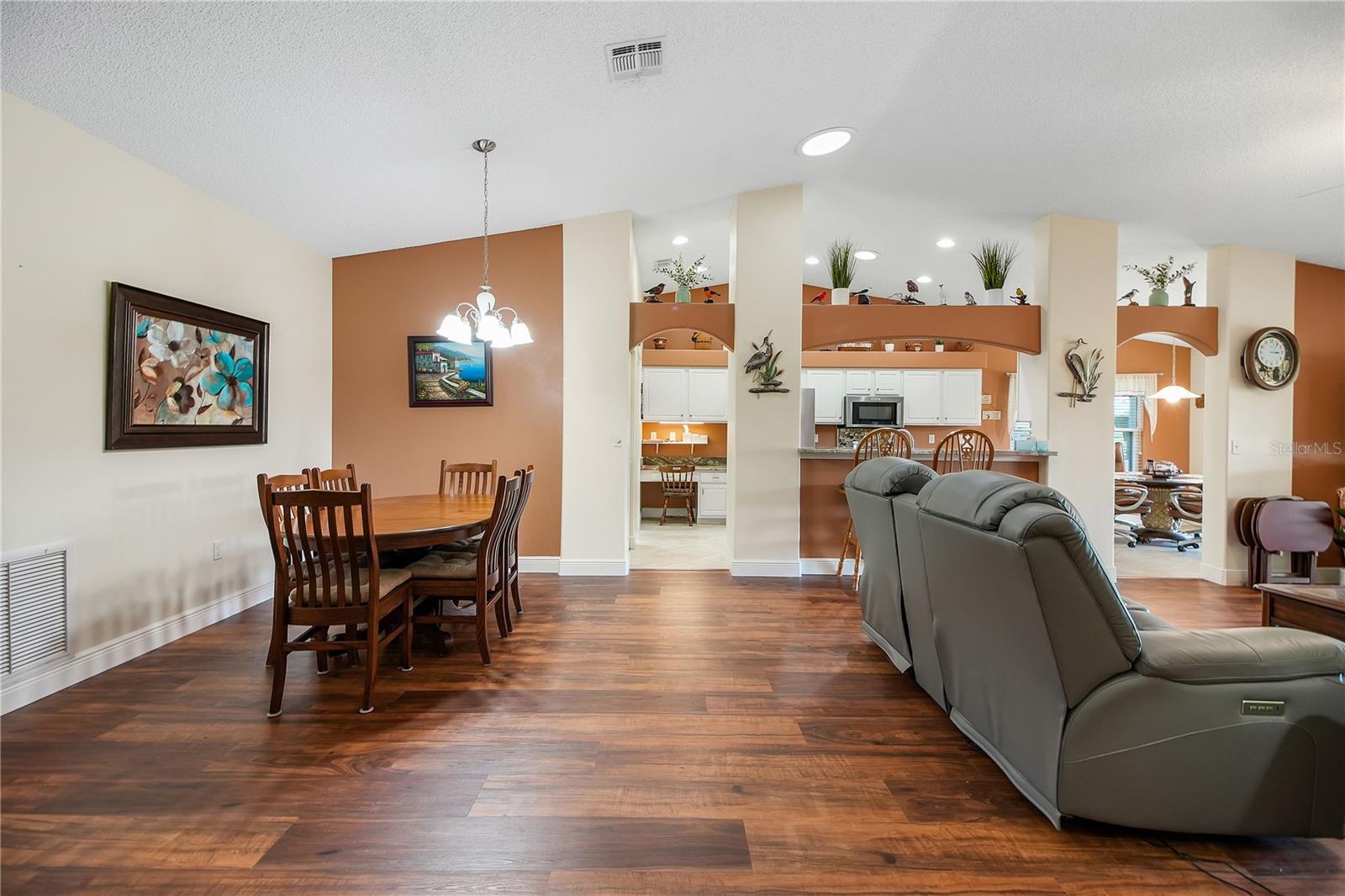 Image 26 of 57 For 548 Grand Vista Trail