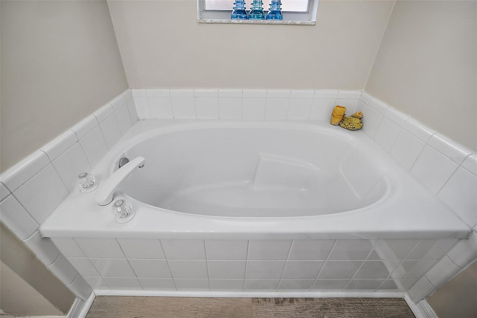 Image 26 of 32 For 1020 High Ridge Ct