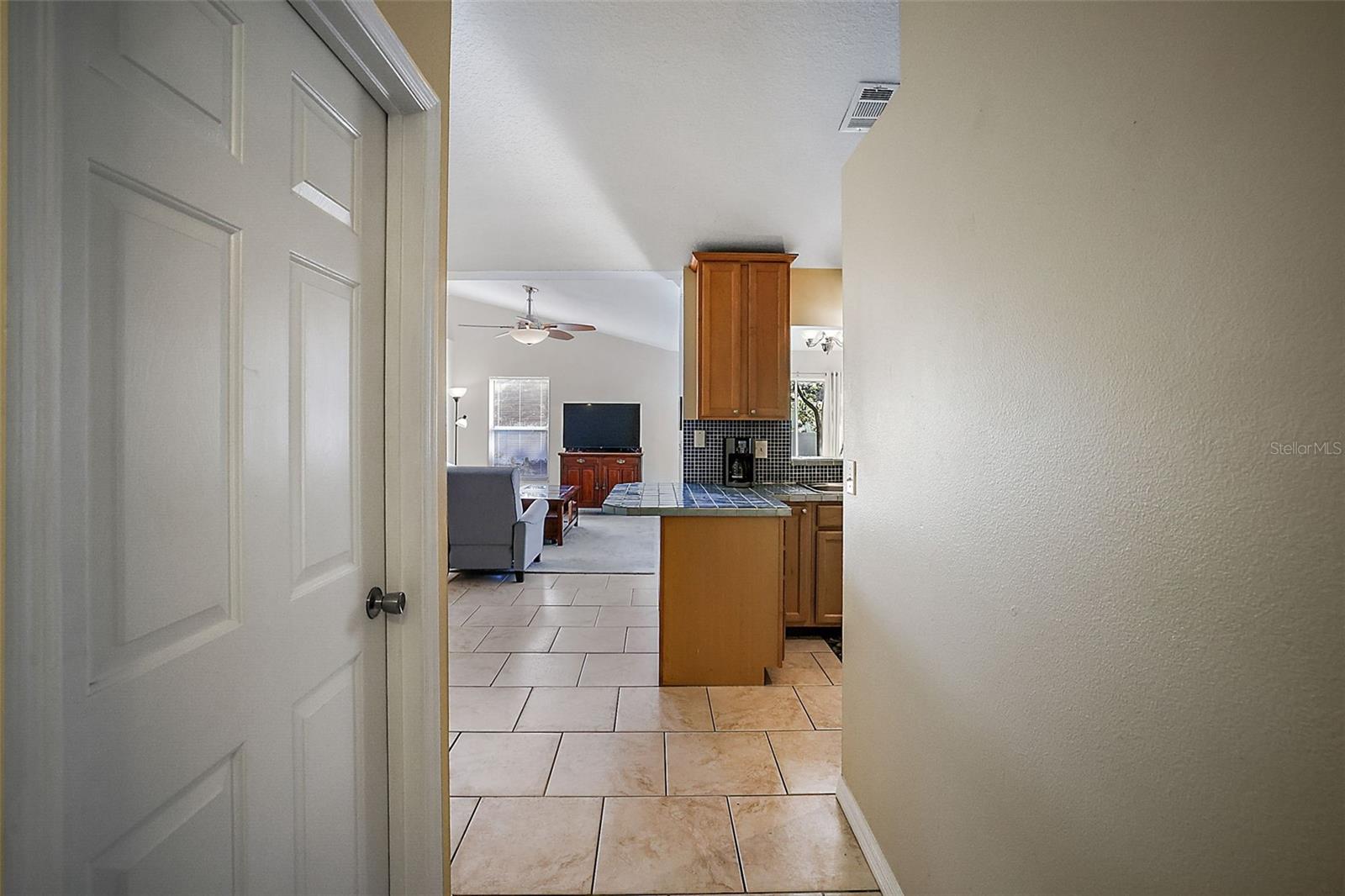 Image 9 of 32 For 1020 High Ridge Ct