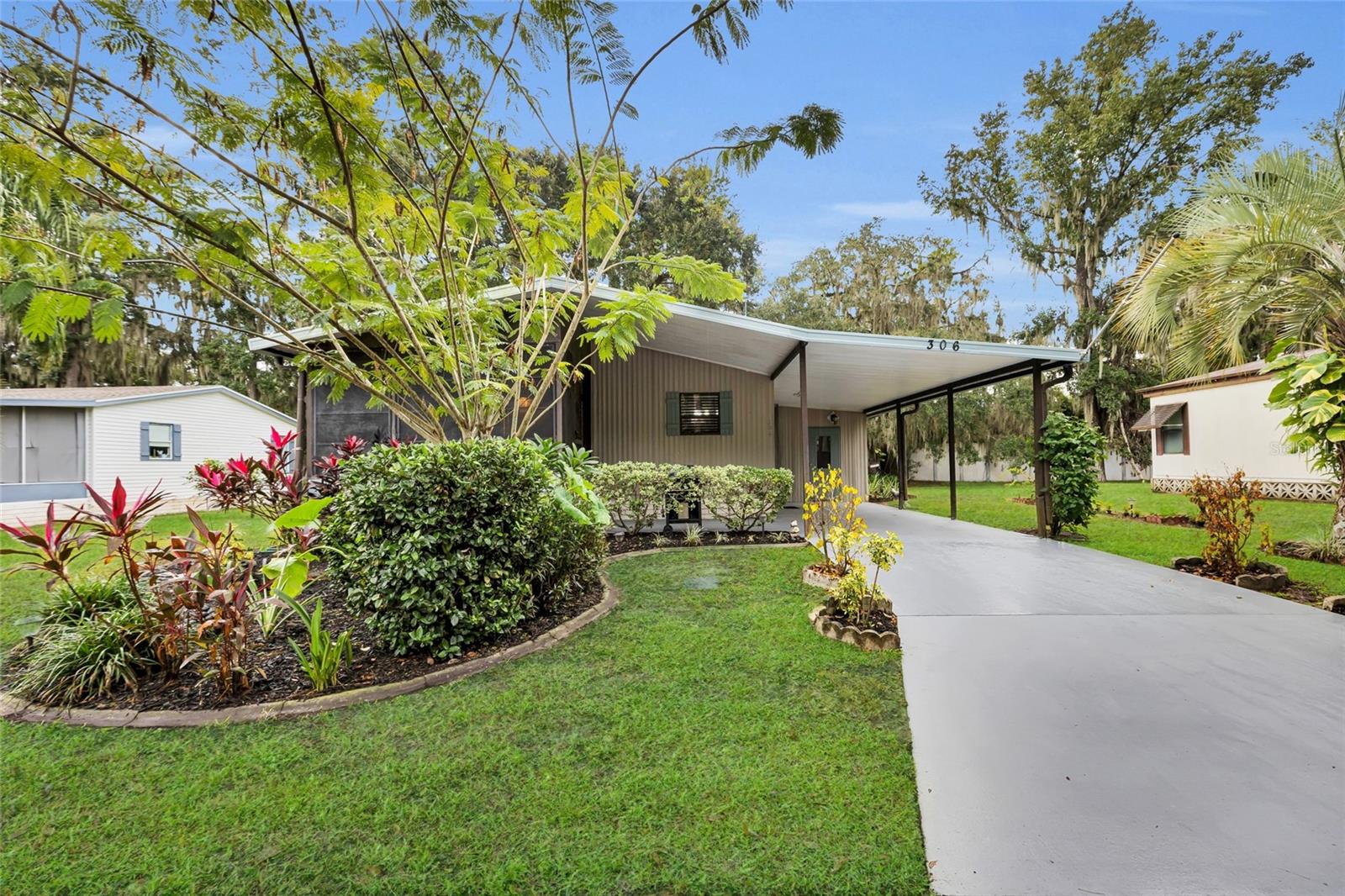 Image 2 of 35 For 306 Timber Trail