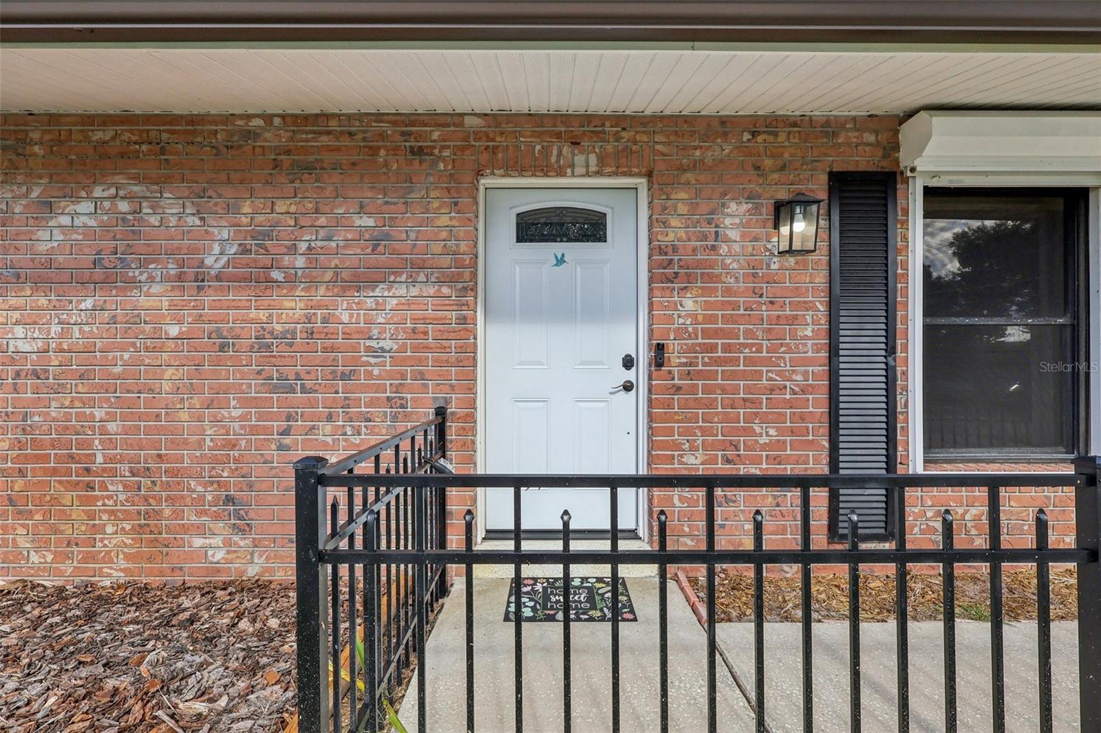 Image 6 of 35 For 892 Hampton Drive Ne