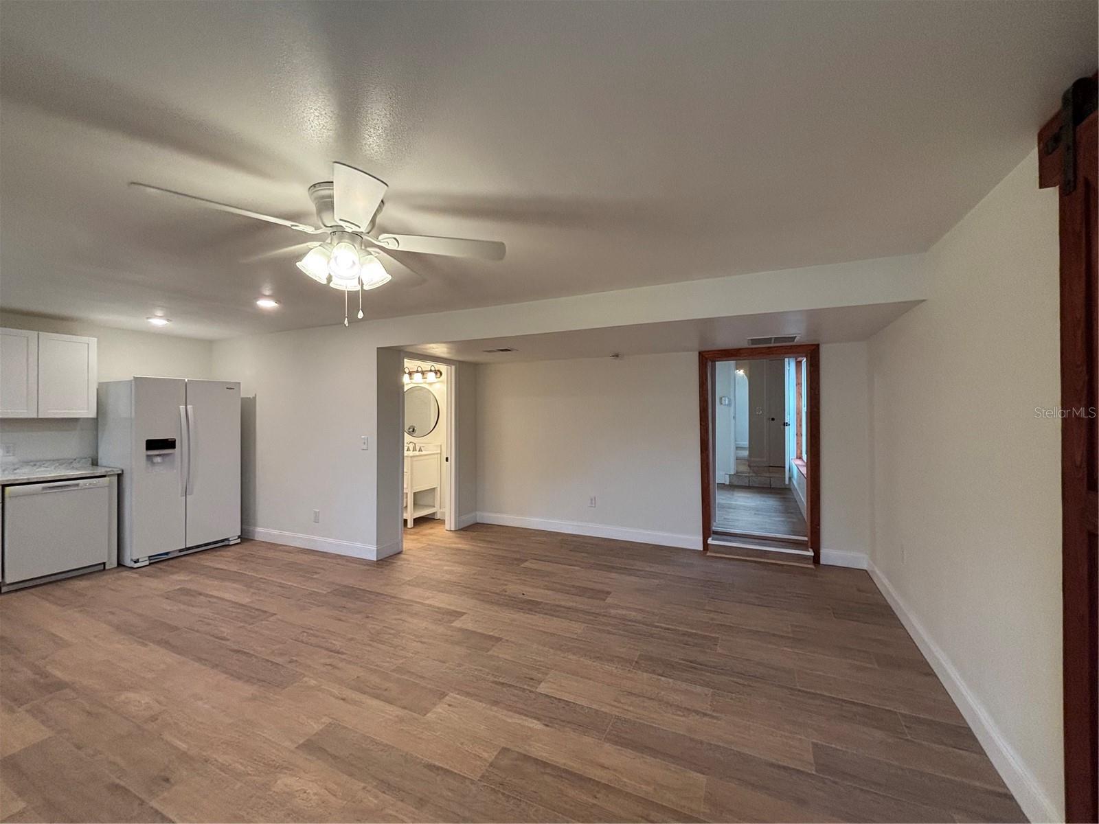 Image 12 of 21 For 912 Lake Jessie Drive