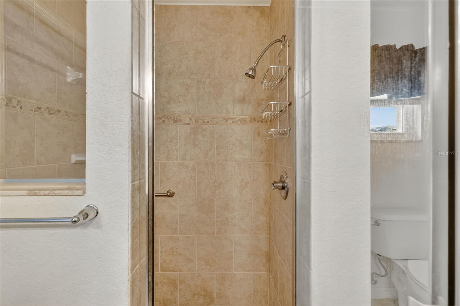 Image 17 of 35 For 12125 175th Street