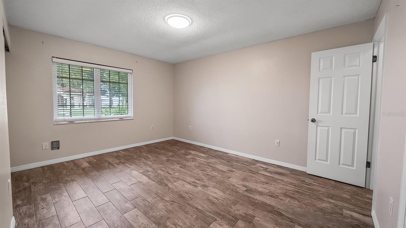 Image 25 of 59 For 135 Central Avenue