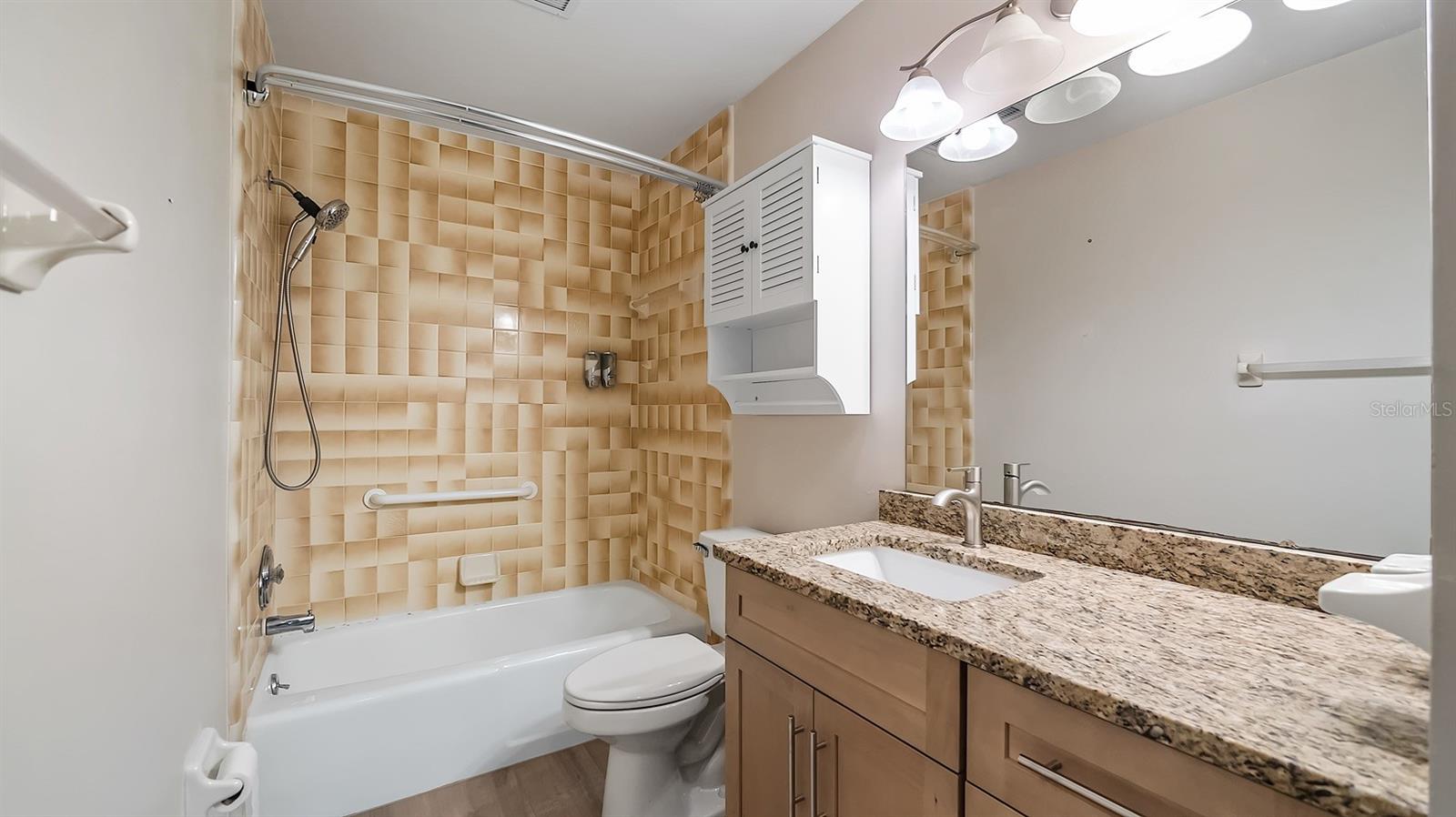 Image 26 of 59 For 135 Central Avenue