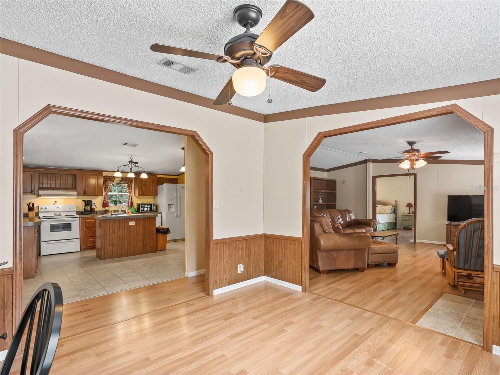 Image 11 of 46 For 1814 Cr 739  