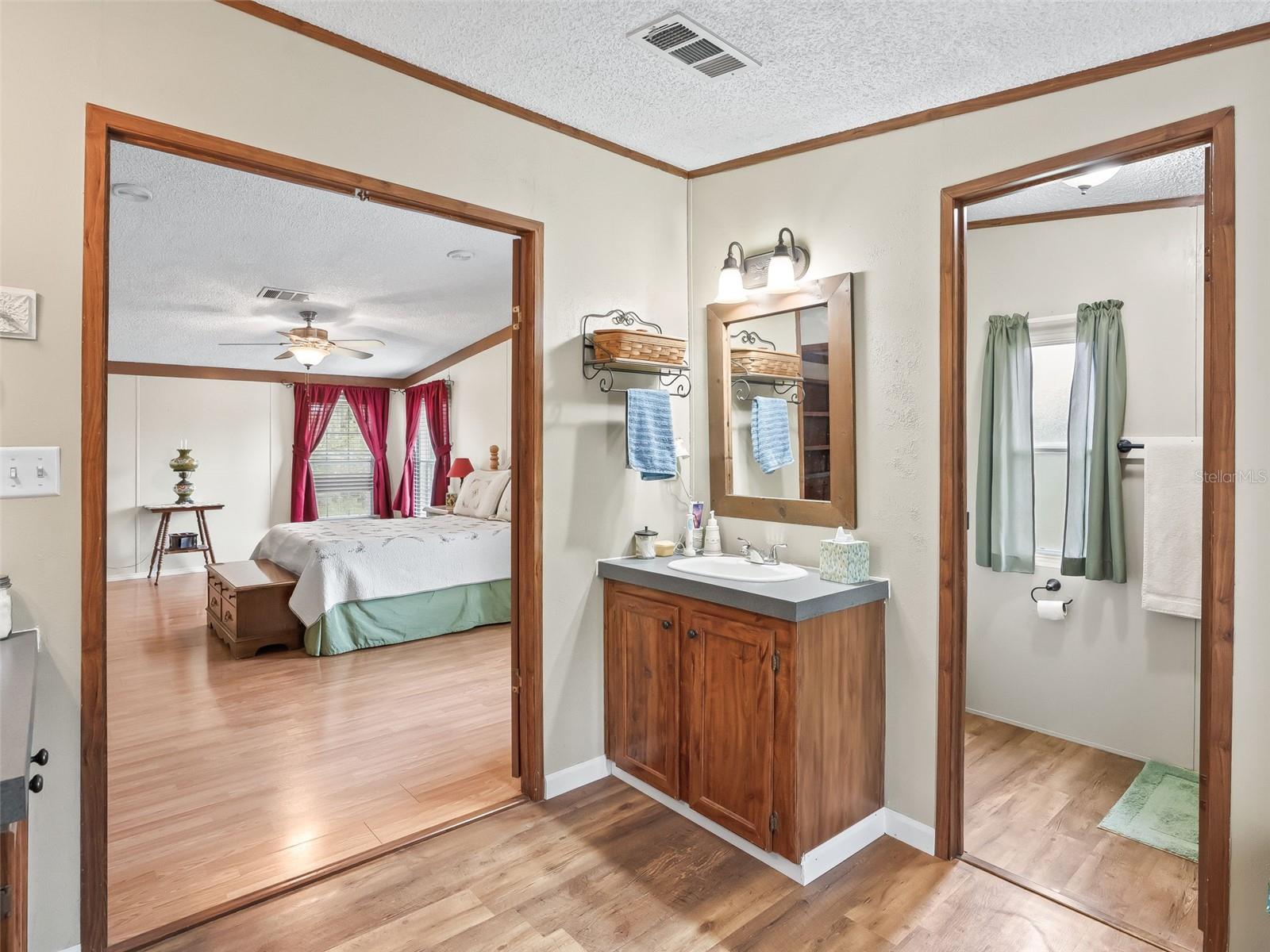 Image 23 of 46 For 1814 Cr 739  