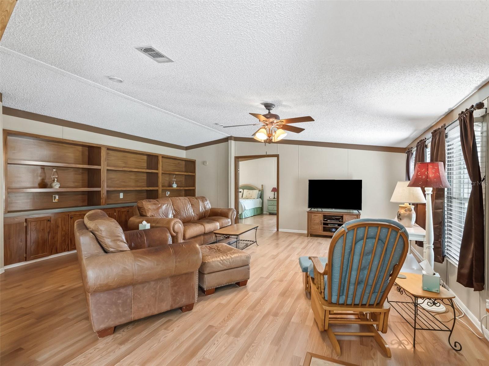 Image 7 of 46 For 1814 Cr 739  