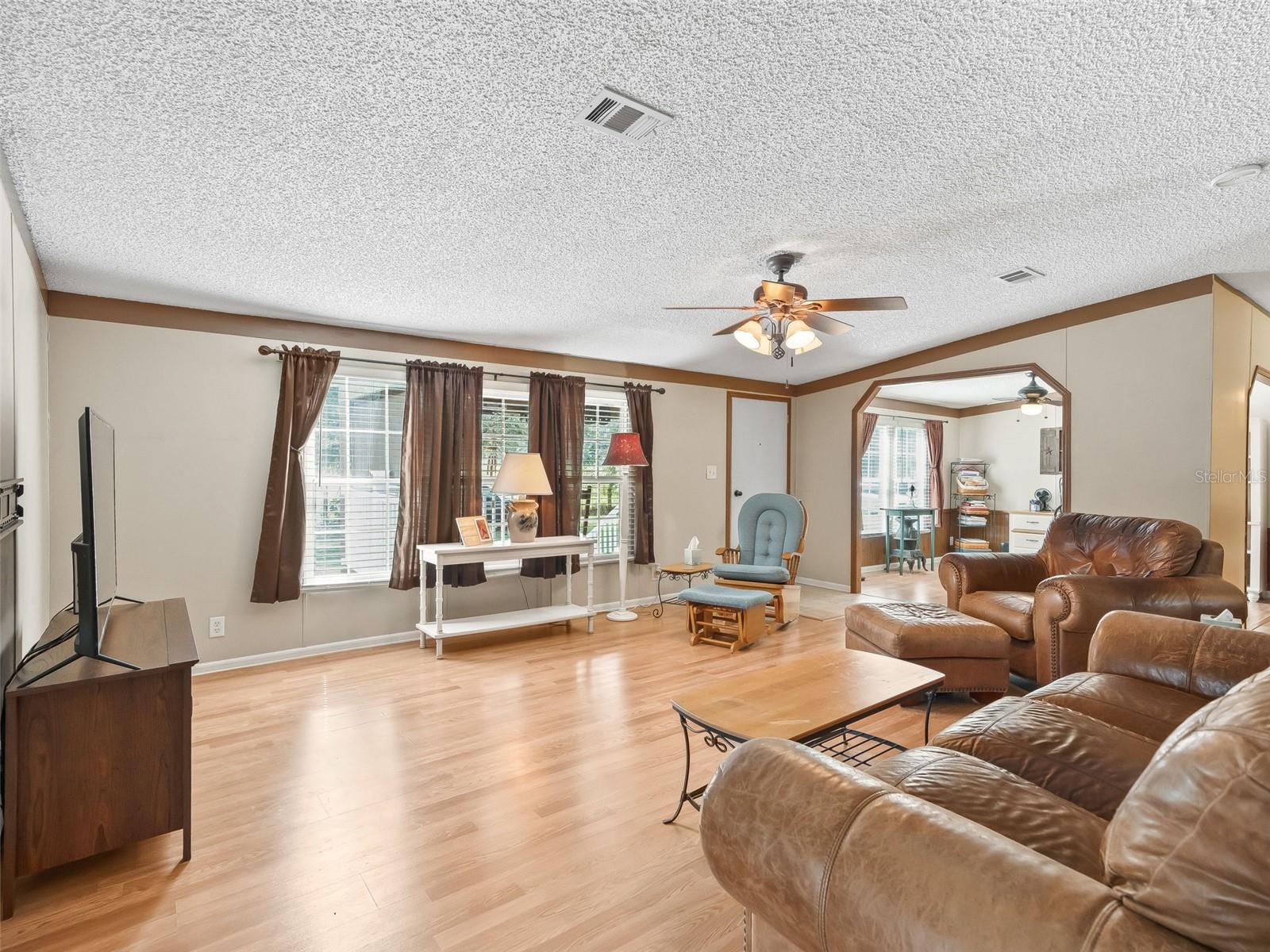 Image 8 of 46 For 1814 Cr 739  