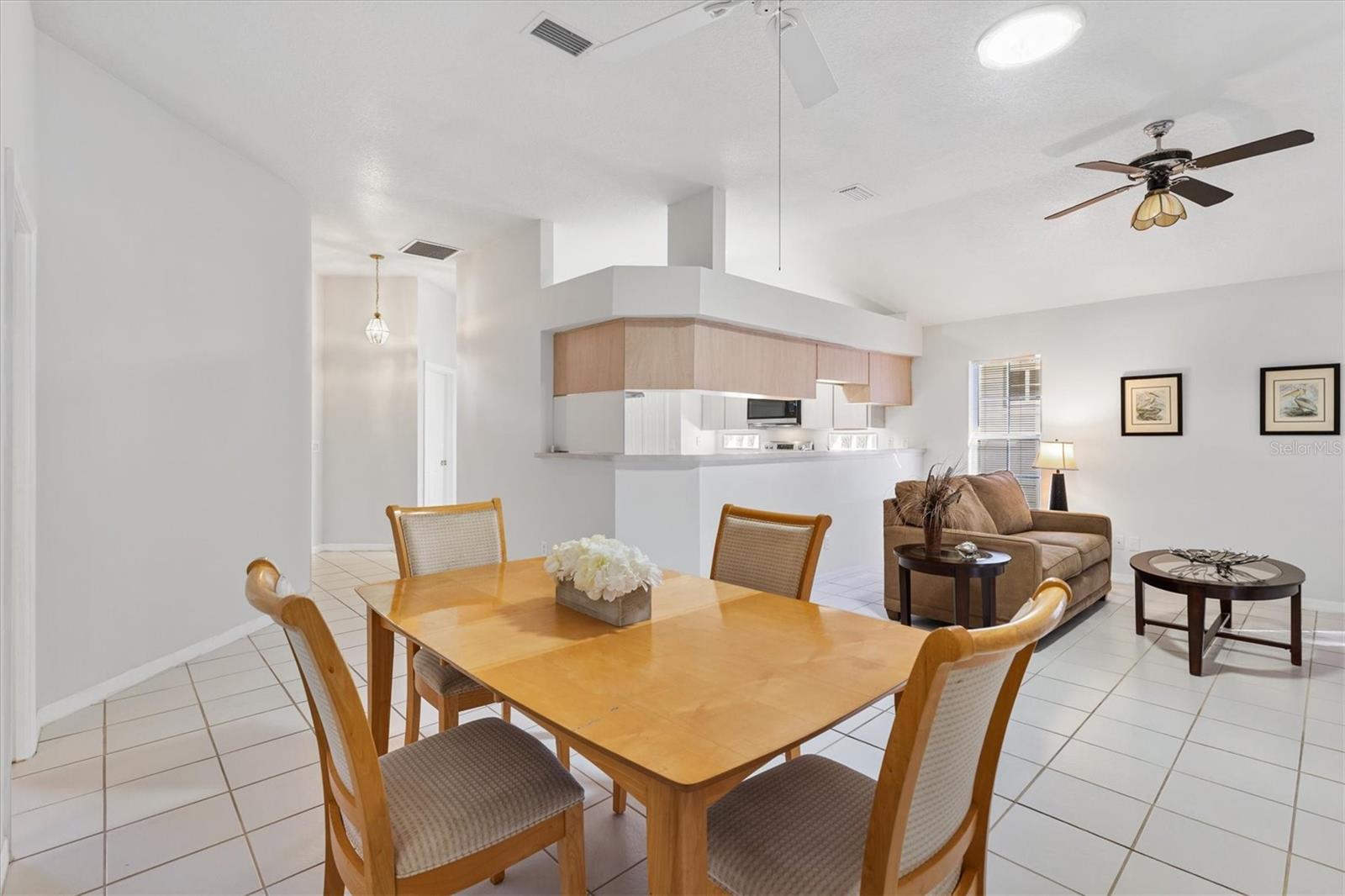 Image 8 of 34 For 5610 King James Avenue