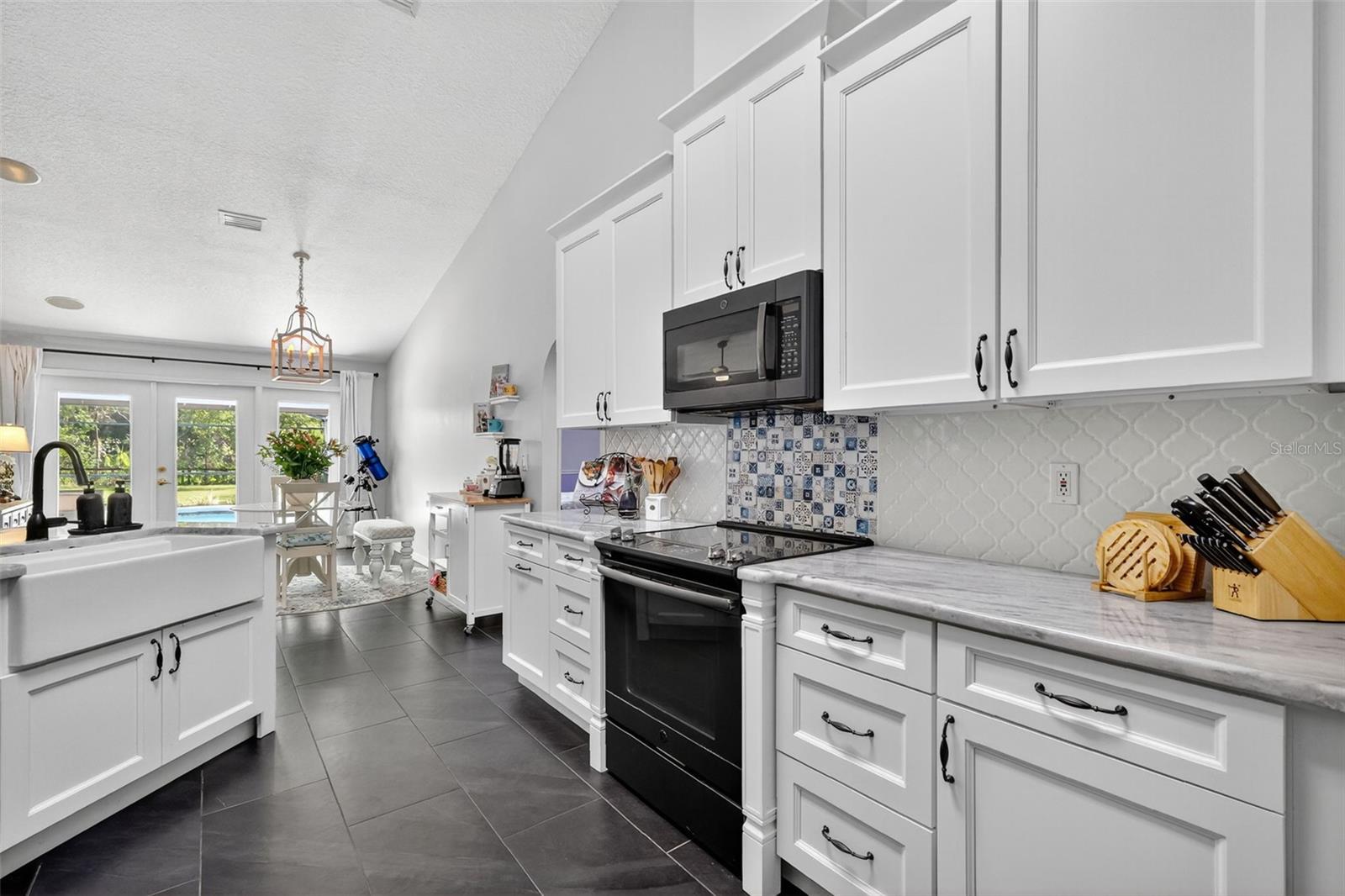 Image 6 of 37 For 33043 Windy Oak Street