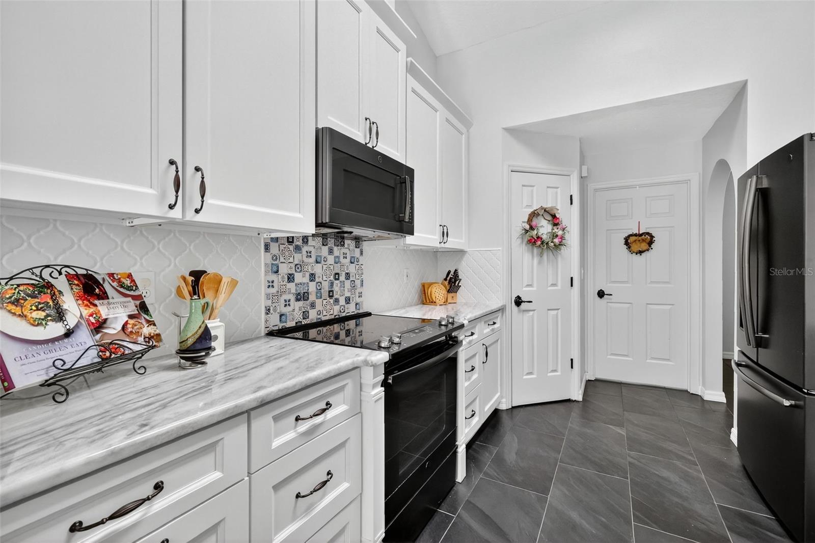 Image 9 of 37 For 33043 Windy Oak Street