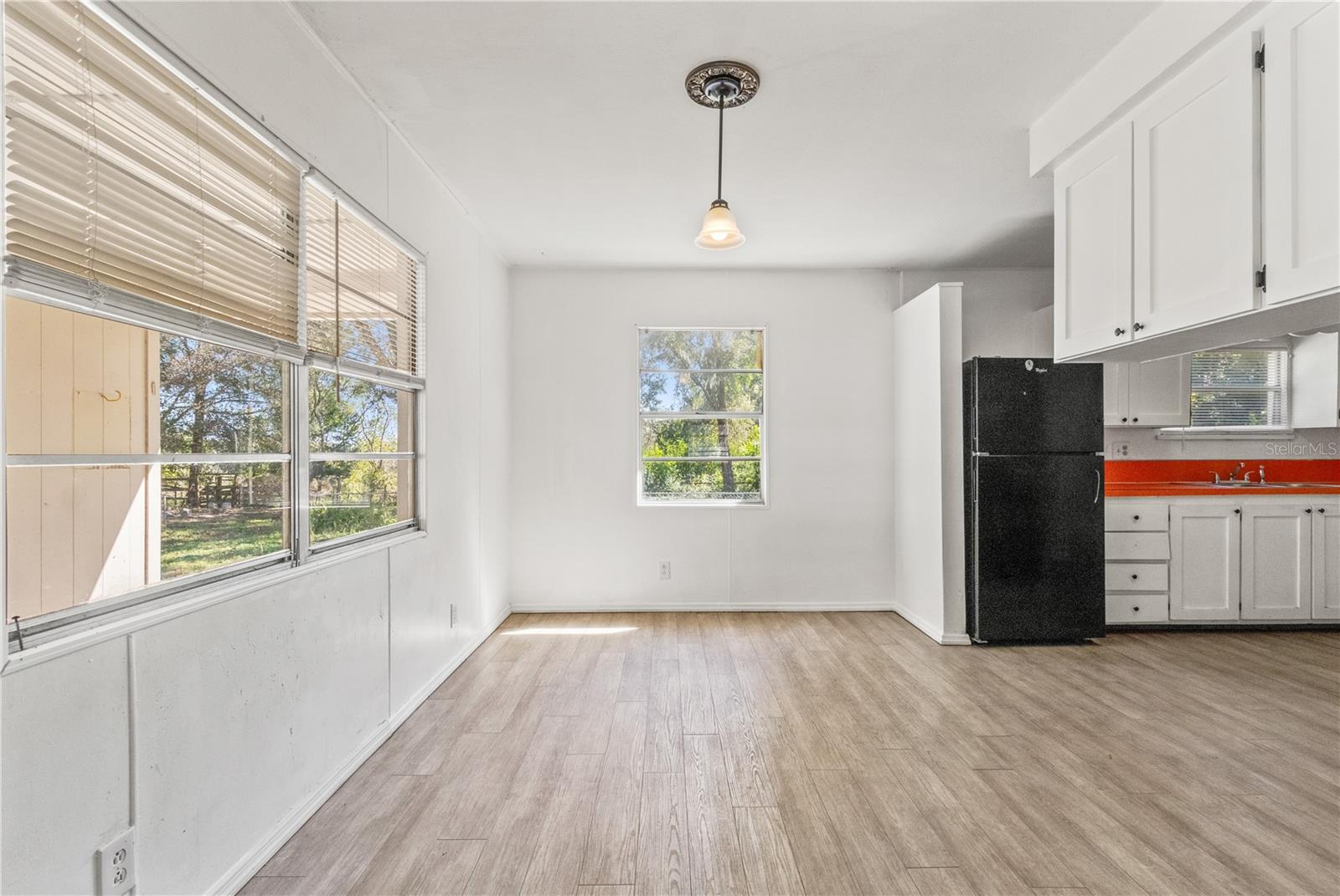 Image 12 of 29 For 6949 Cr 651  