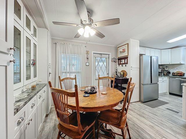 Image 16 of 38 For 1359 Windsor Street