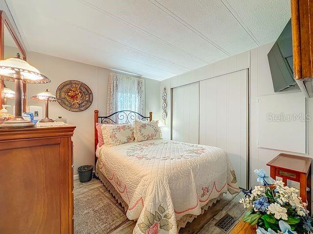 Image 24 of 38 For 1359 Windsor Street