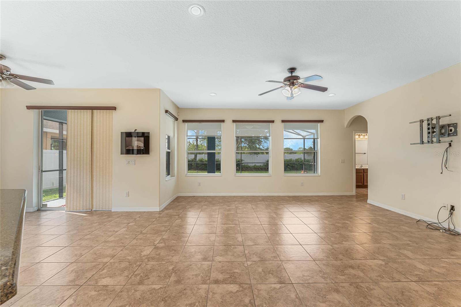 Image 8 of 50 For 600 Michigan Estates Circle