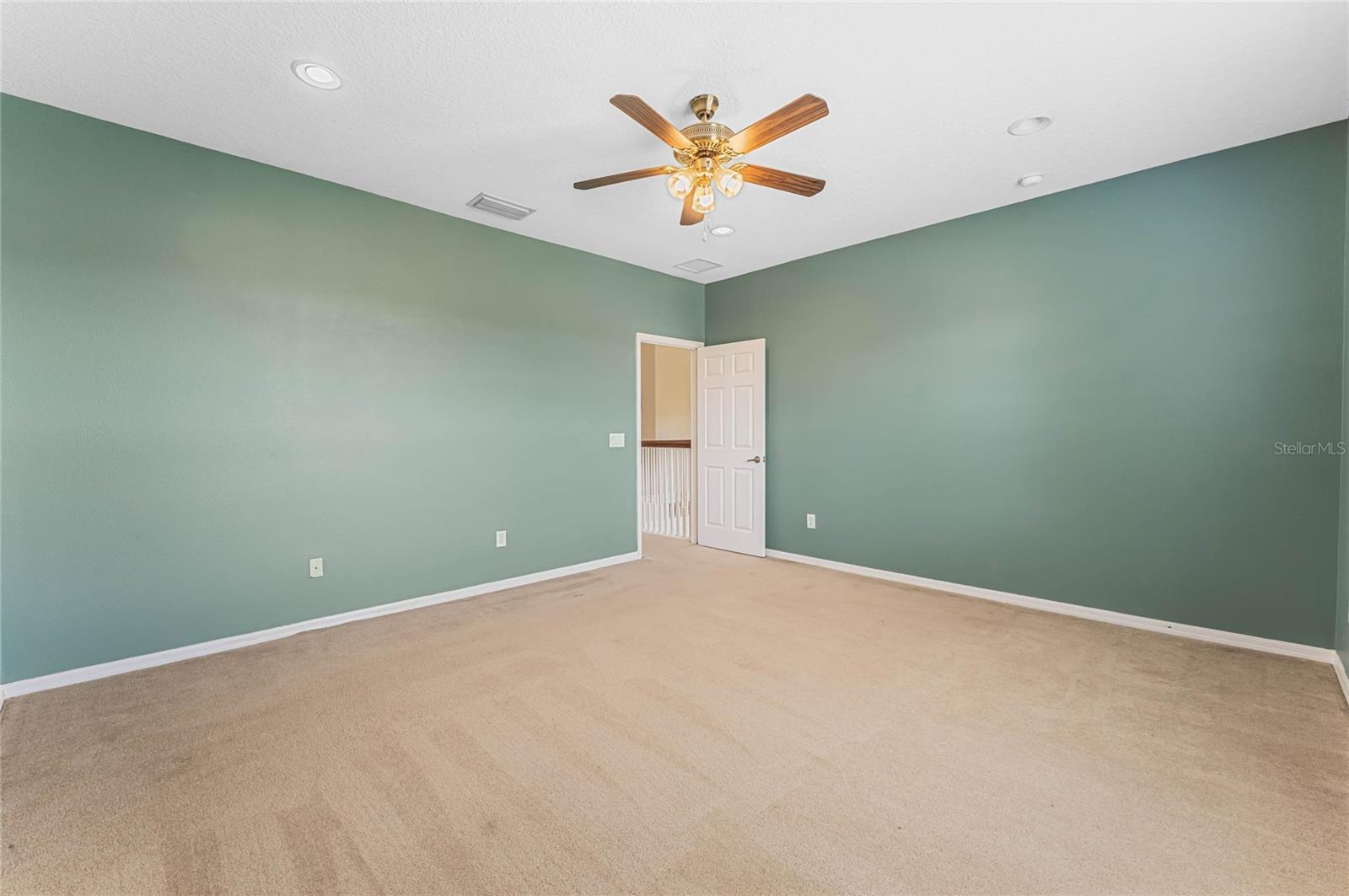 Image 33 of 50 For 600 Michigan Estates Circle